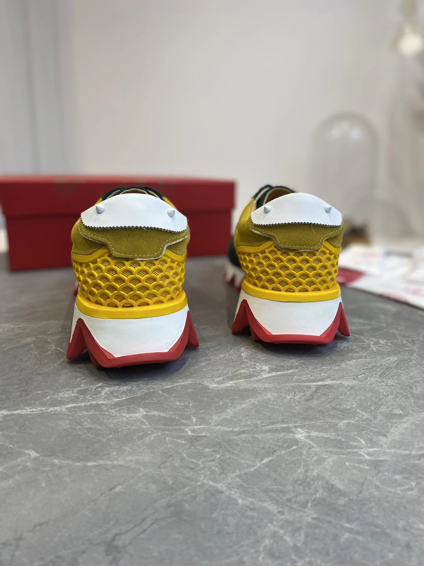 CL SNEAKER