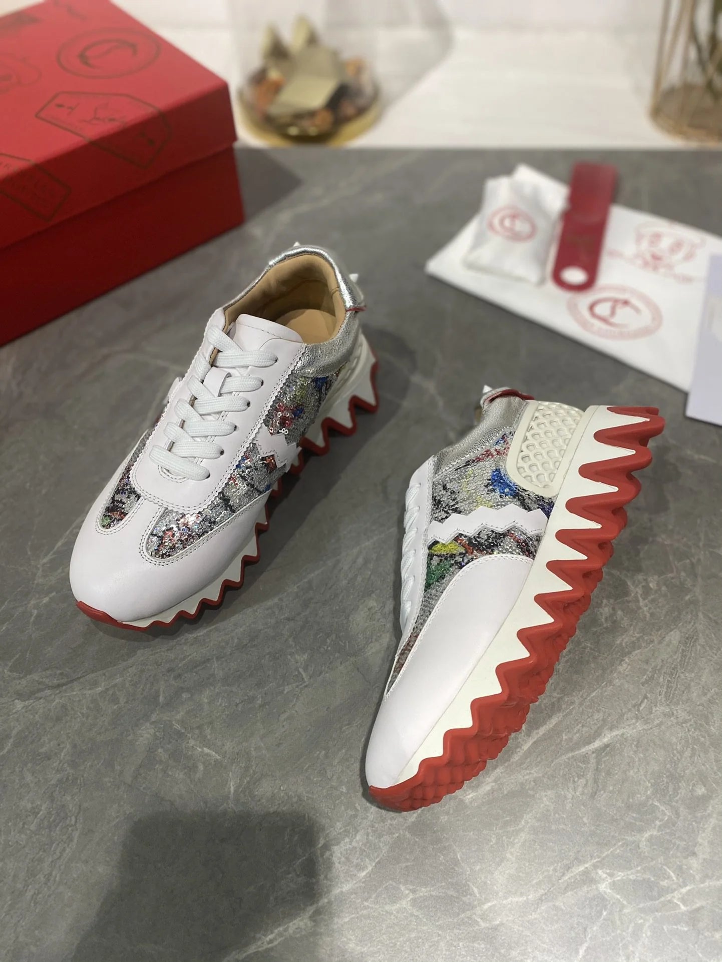 CL SNEAKER