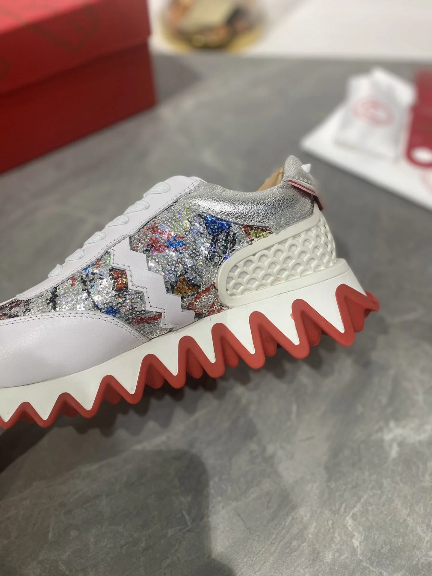CL SNEAKER