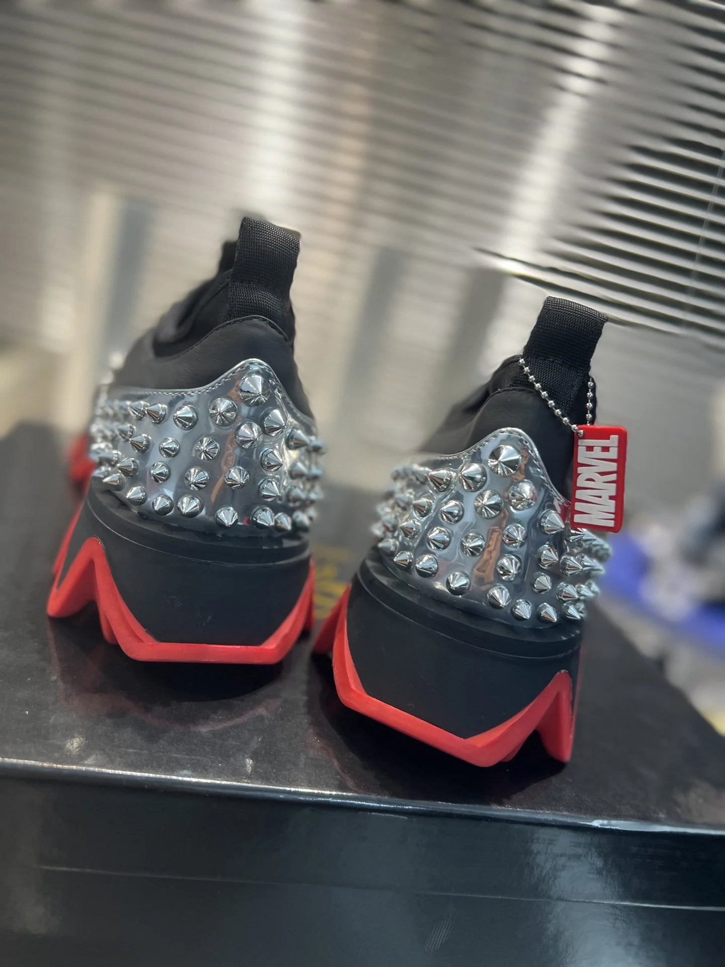 CL SNEAKER