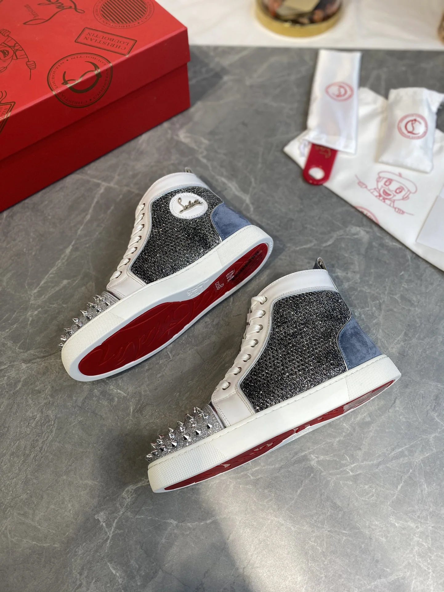 CL SNEAKER