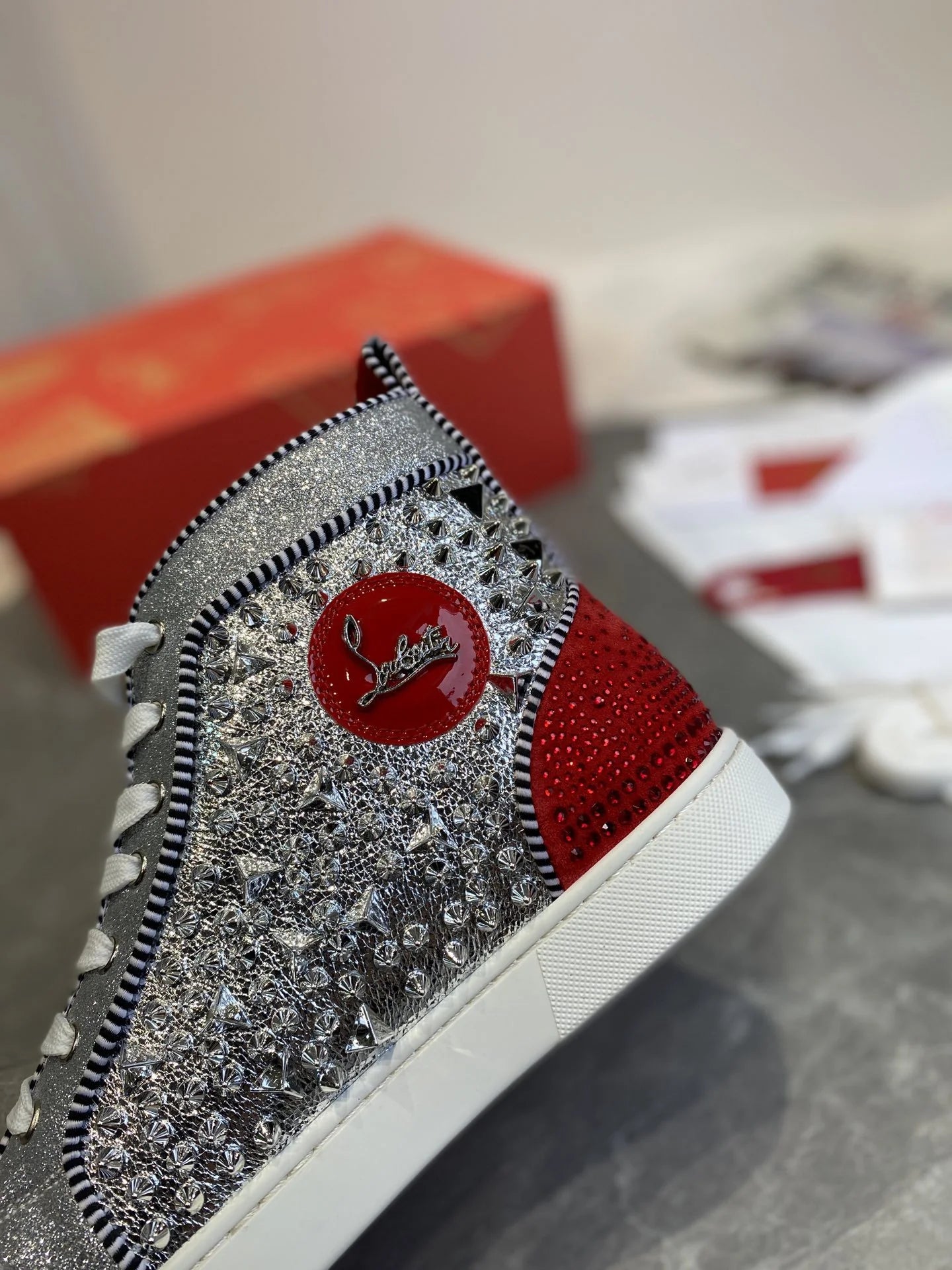 CL SNEAKER