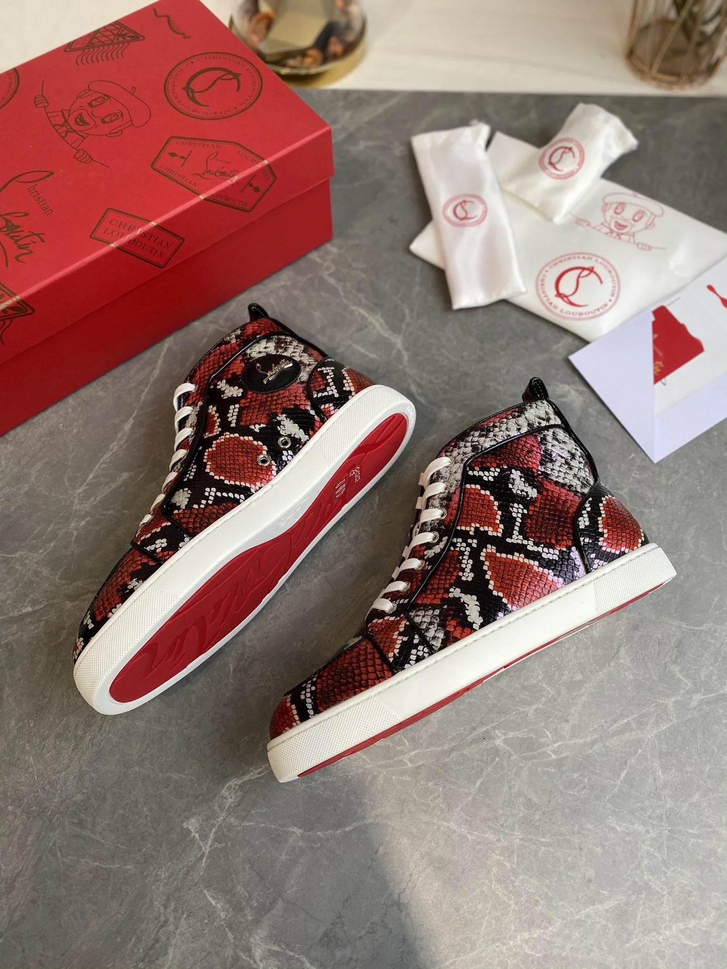 CL SNEAKER