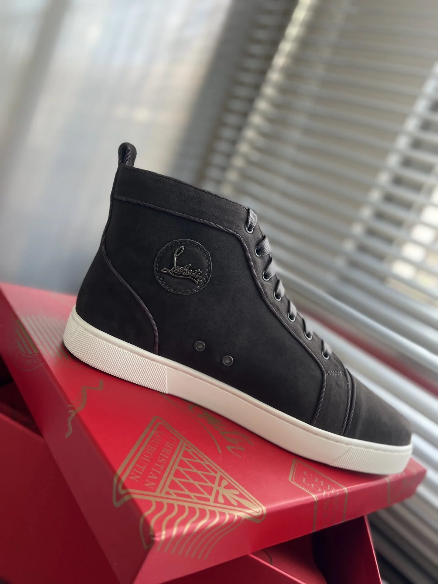 CL SNEAKER