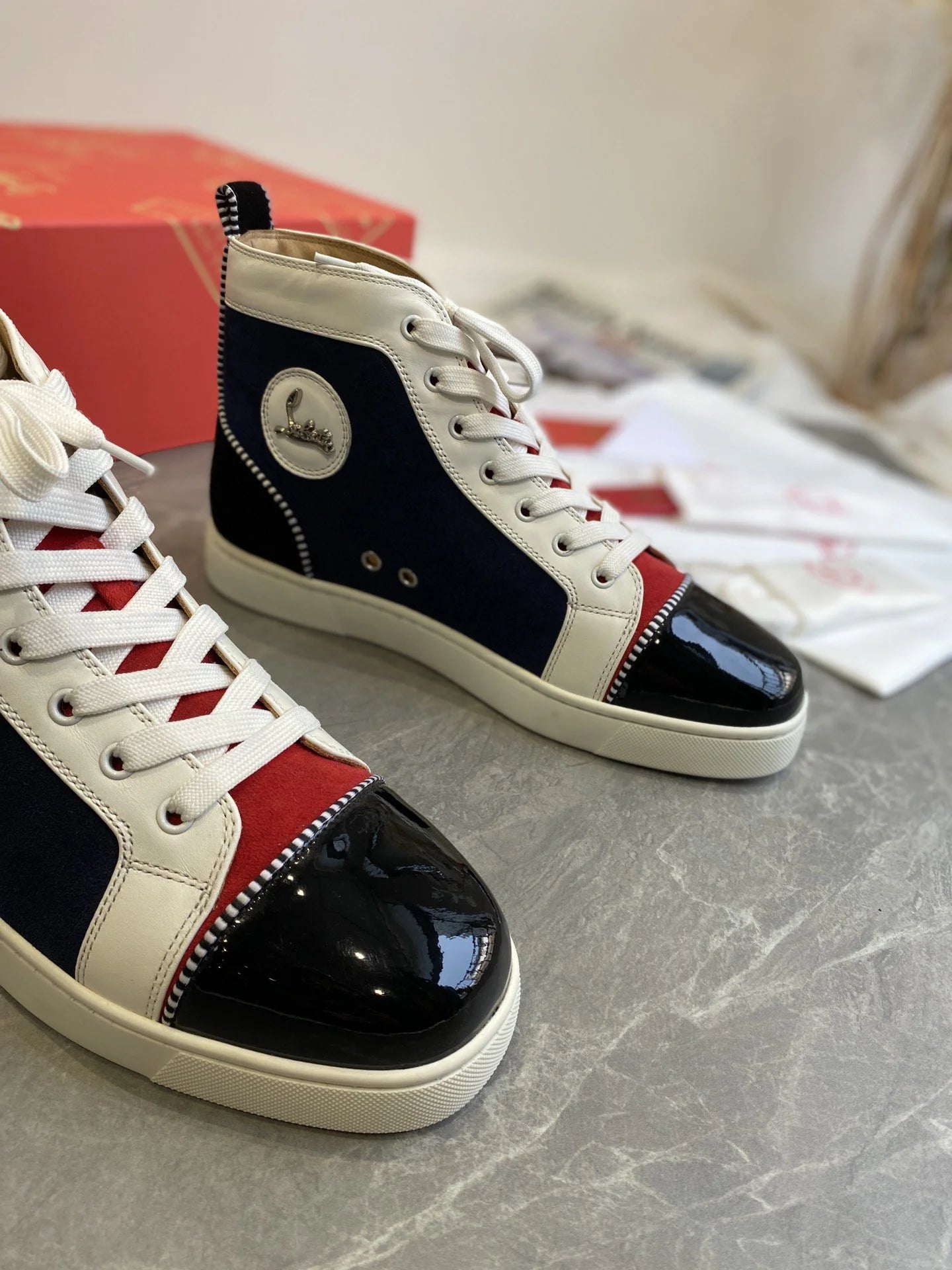 CL SNEAKER
