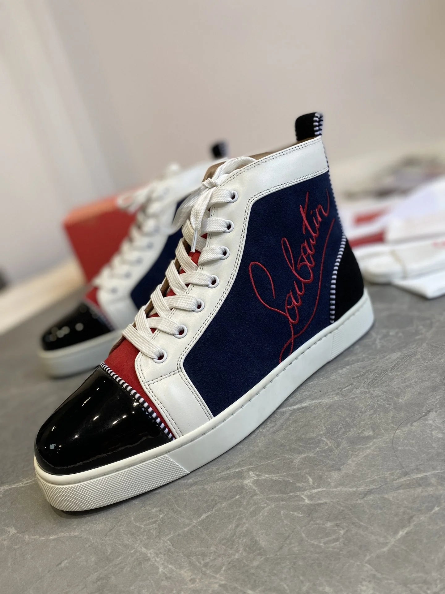 CL SNEAKER