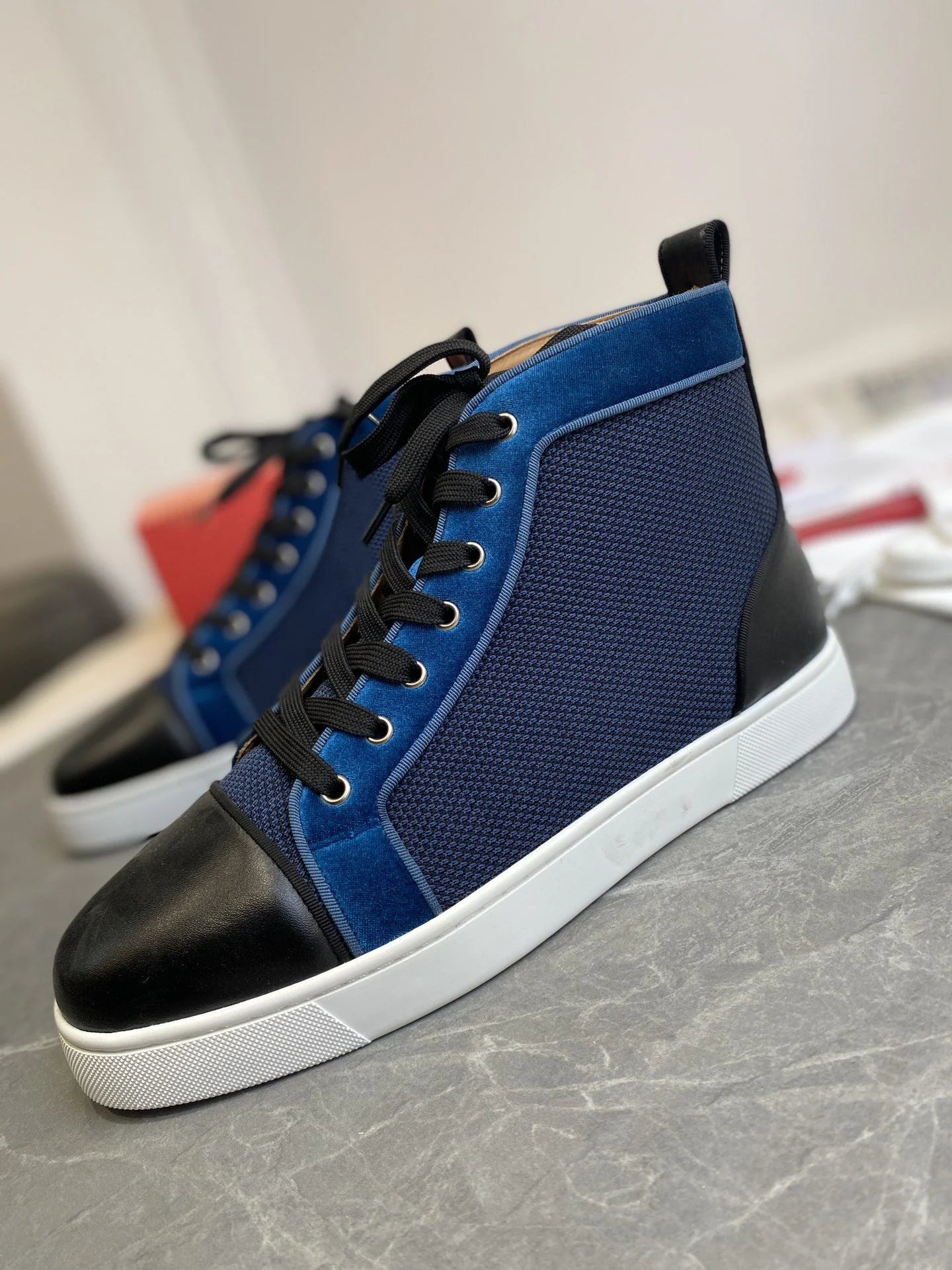 CL SNEAKER