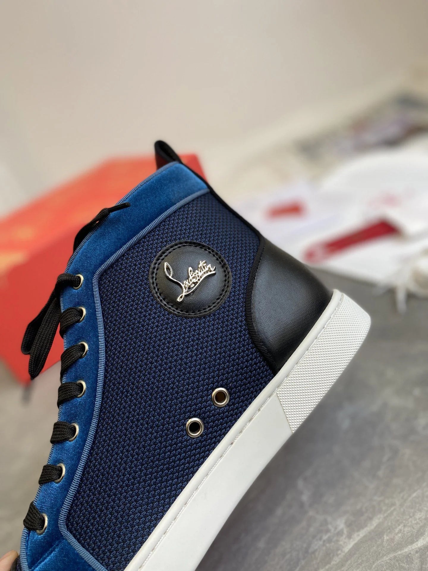 CL SNEAKER