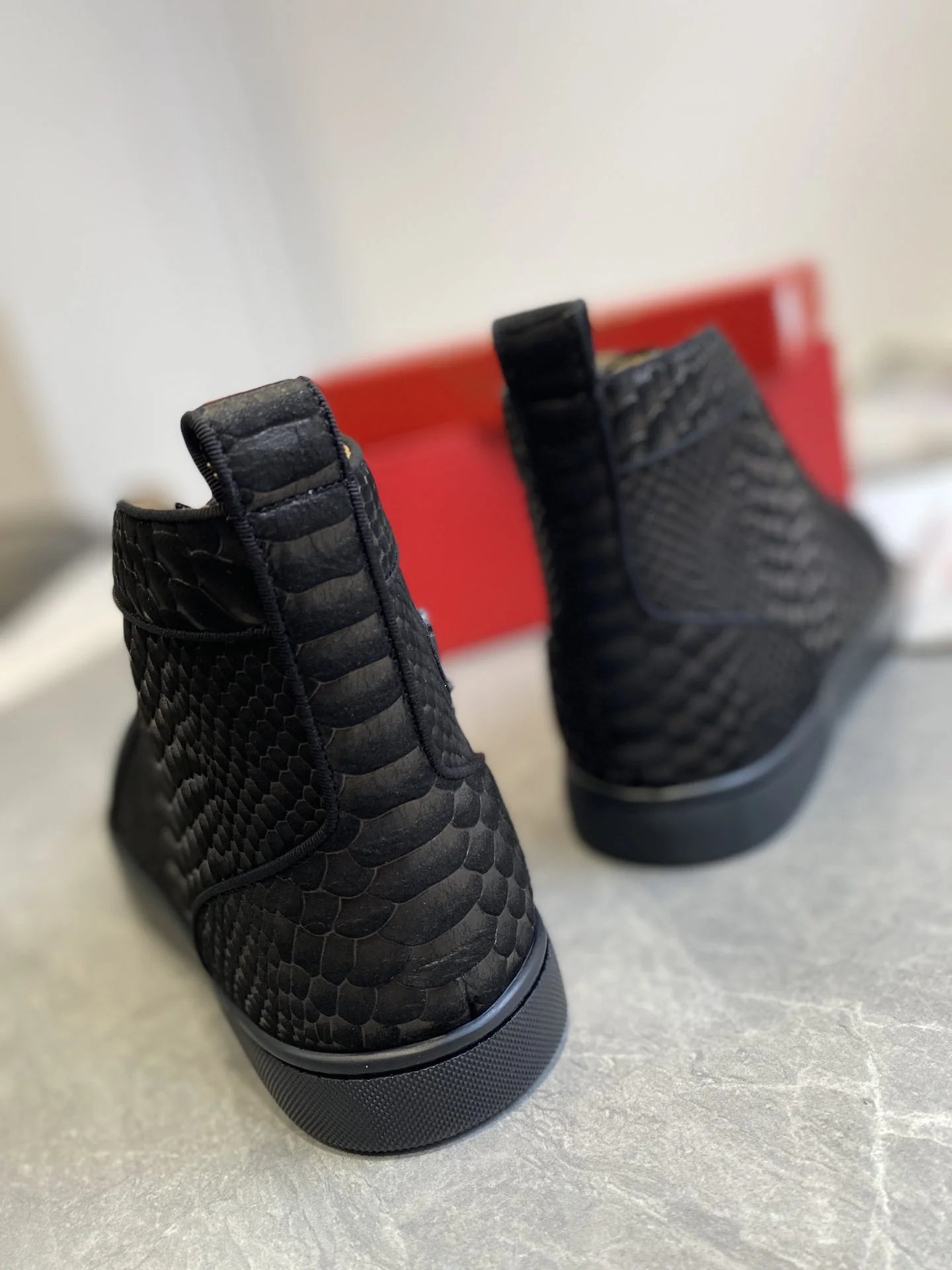 CL SNEAKER