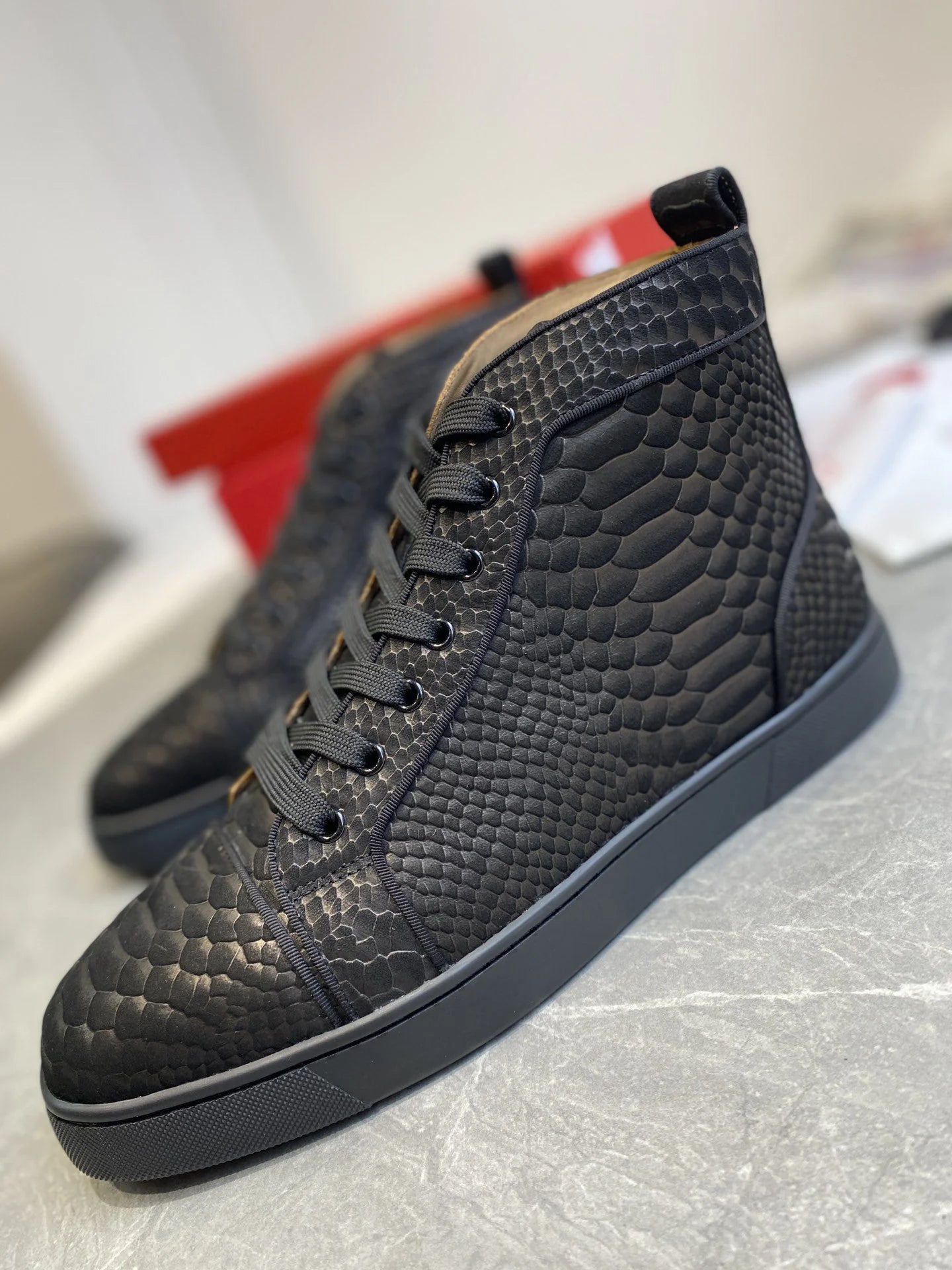 CL SNEAKER
