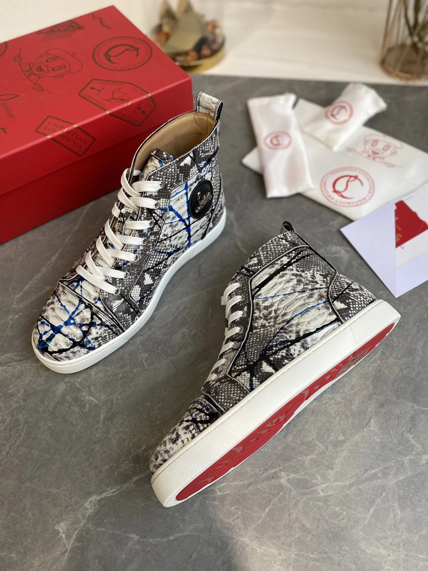 CL SNEAKER
