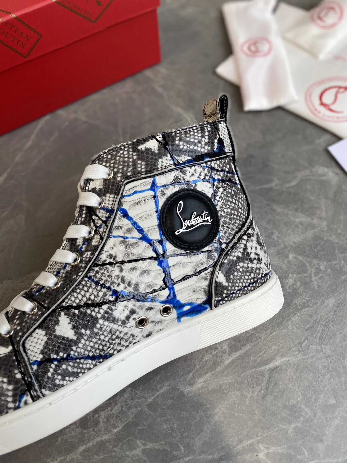 CL SNEAKER