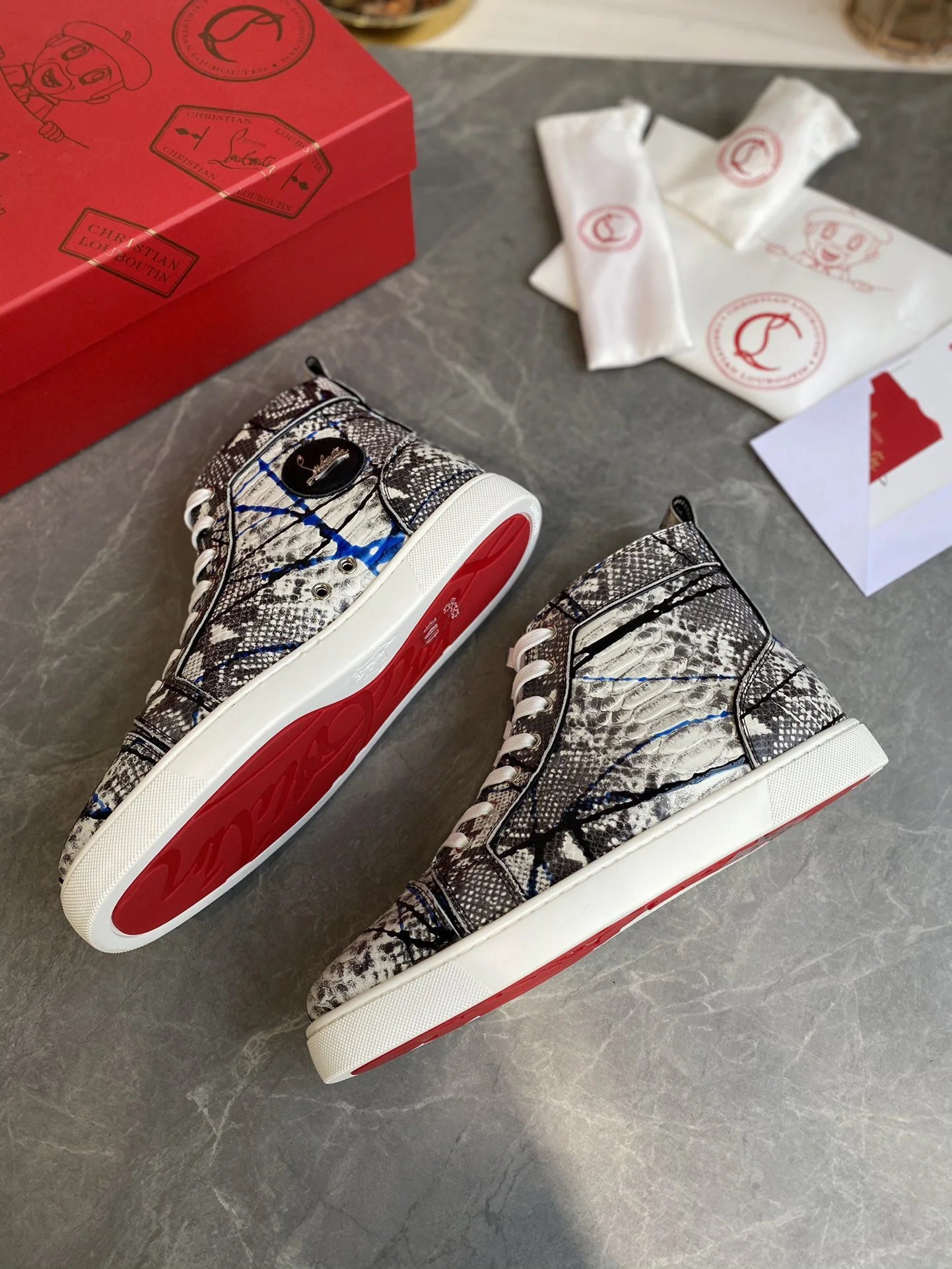CL SNEAKER