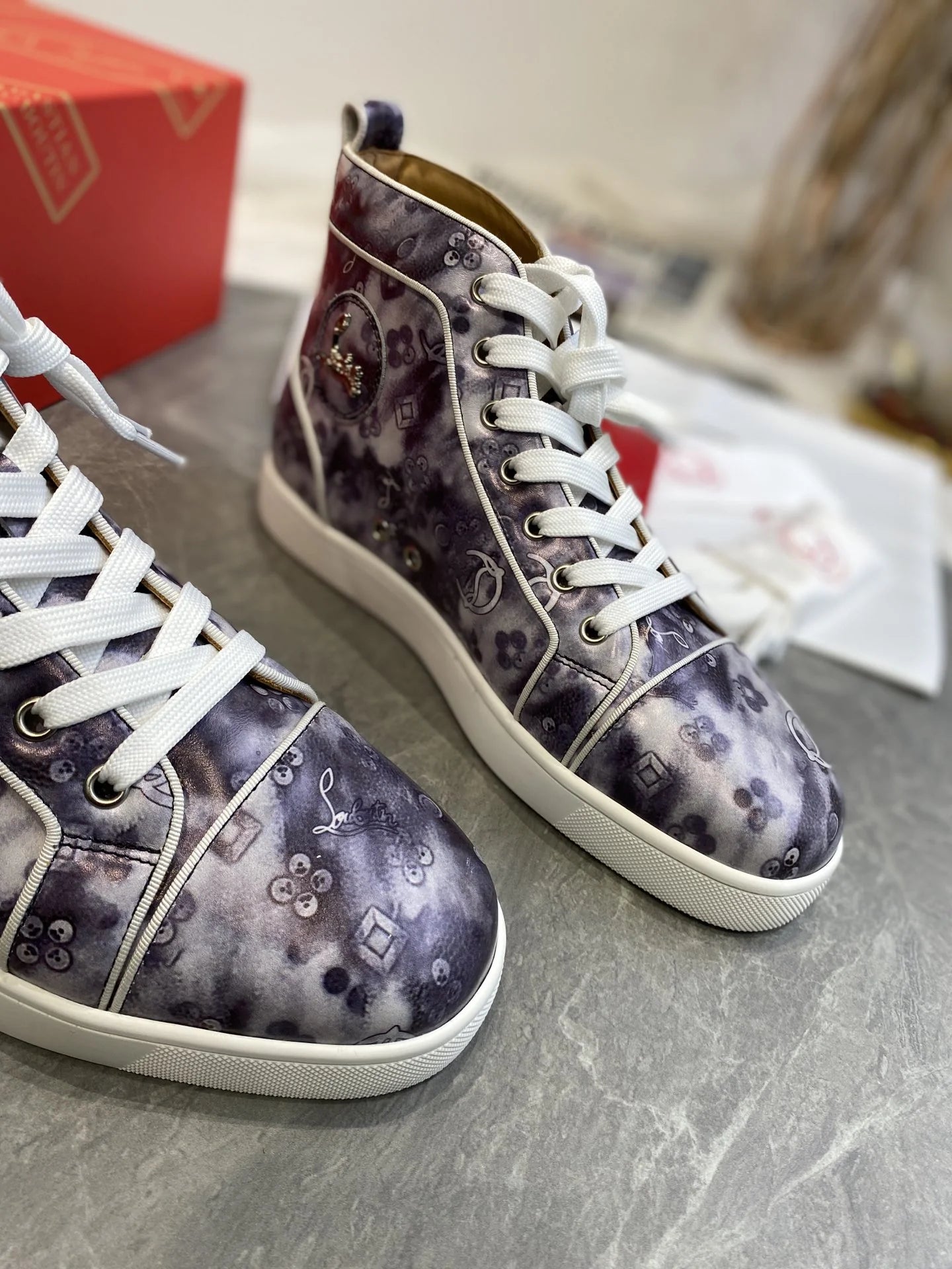 CL SNEAKER
