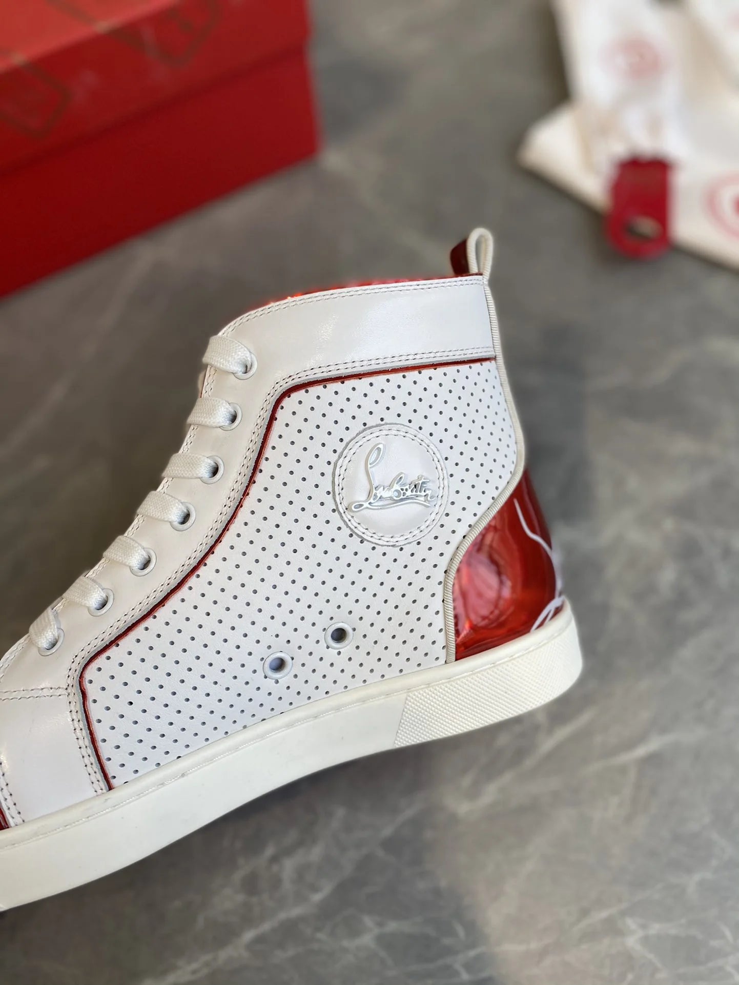 CL SNEAKER