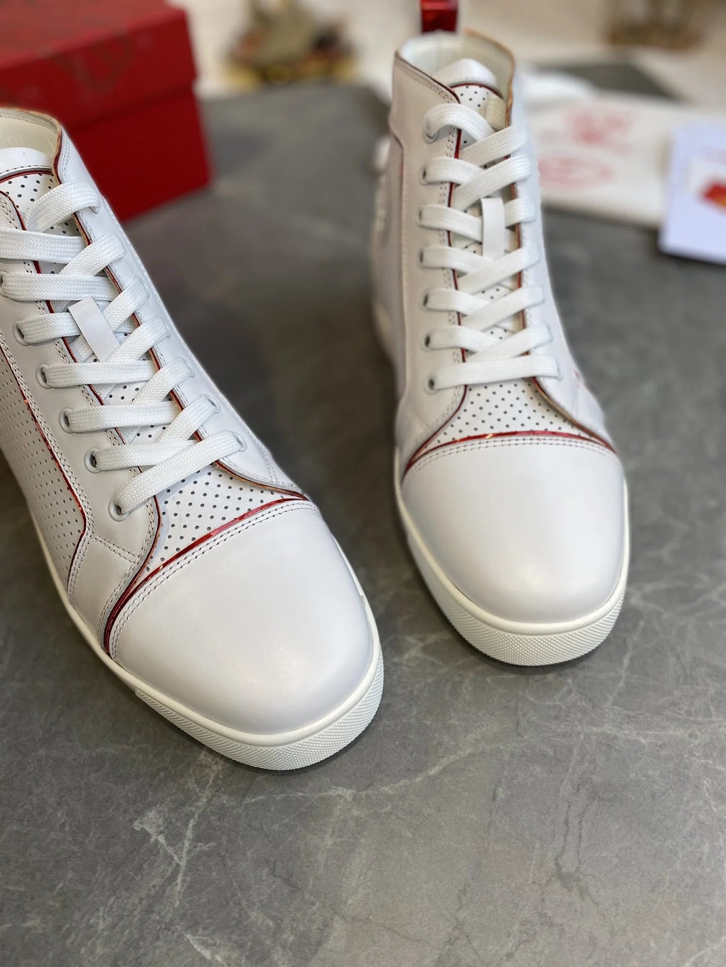 CL SNEAKER