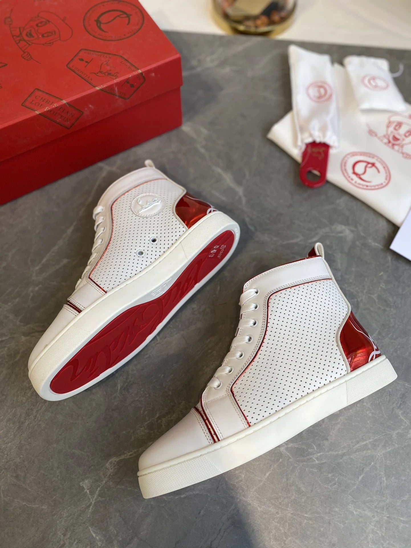 CL SNEAKER