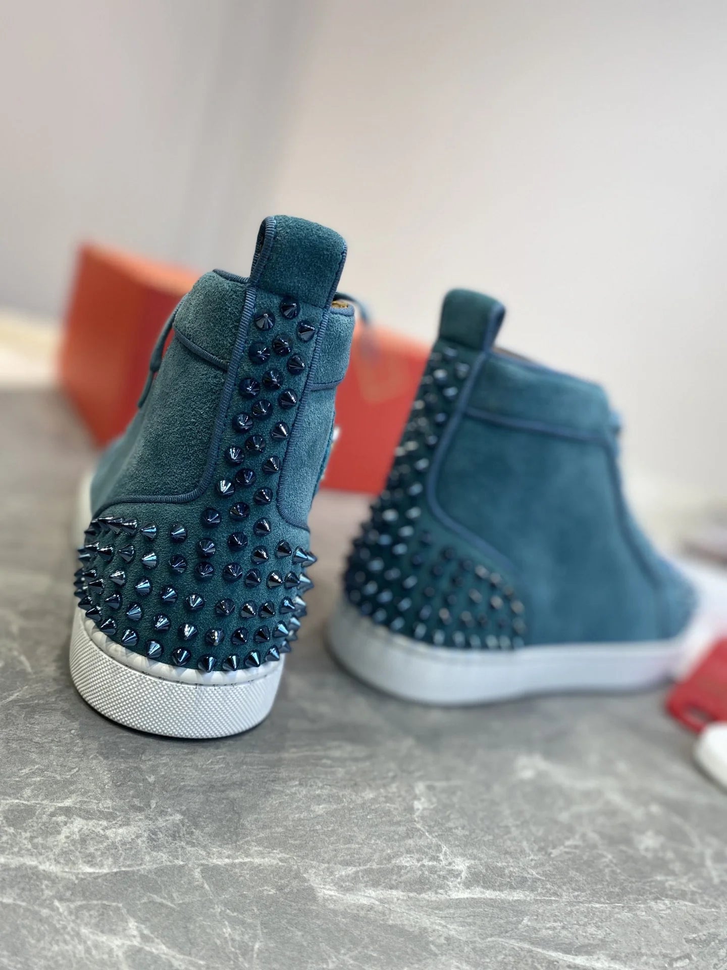 CL SNEAKER