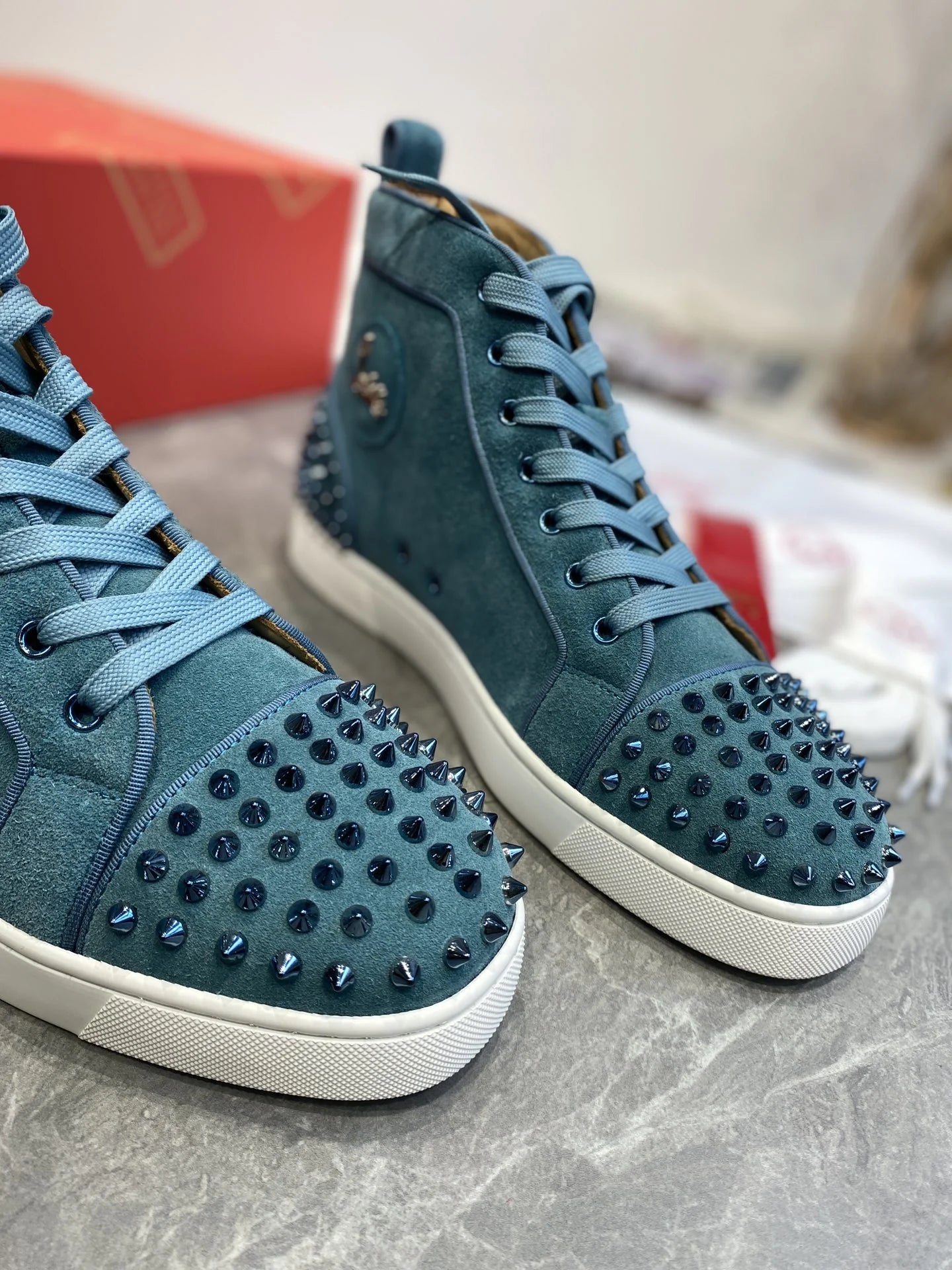 CL SNEAKER