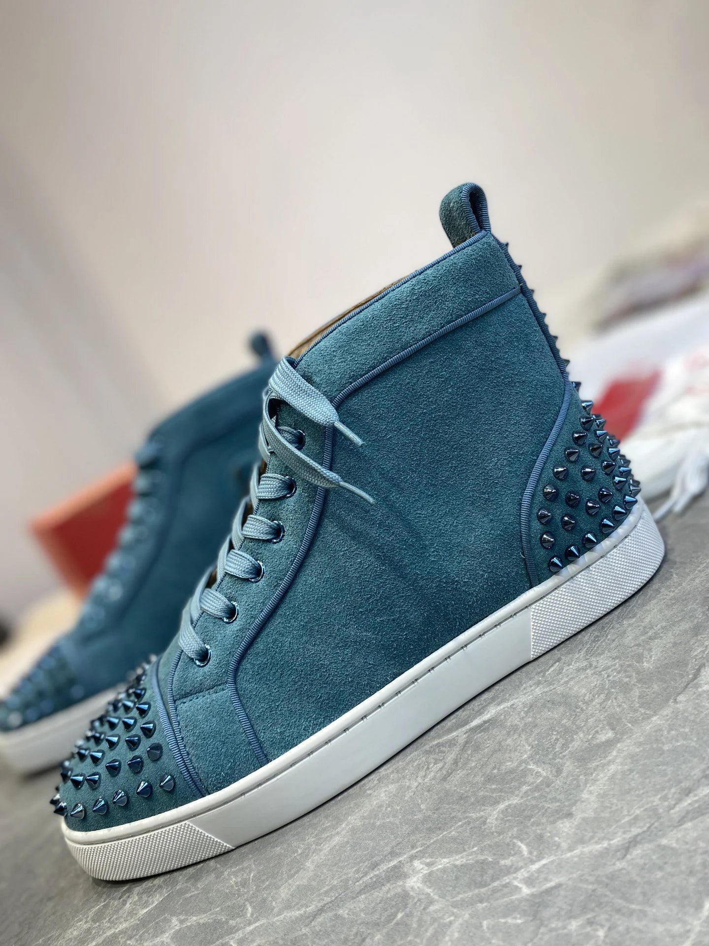 CL SNEAKER