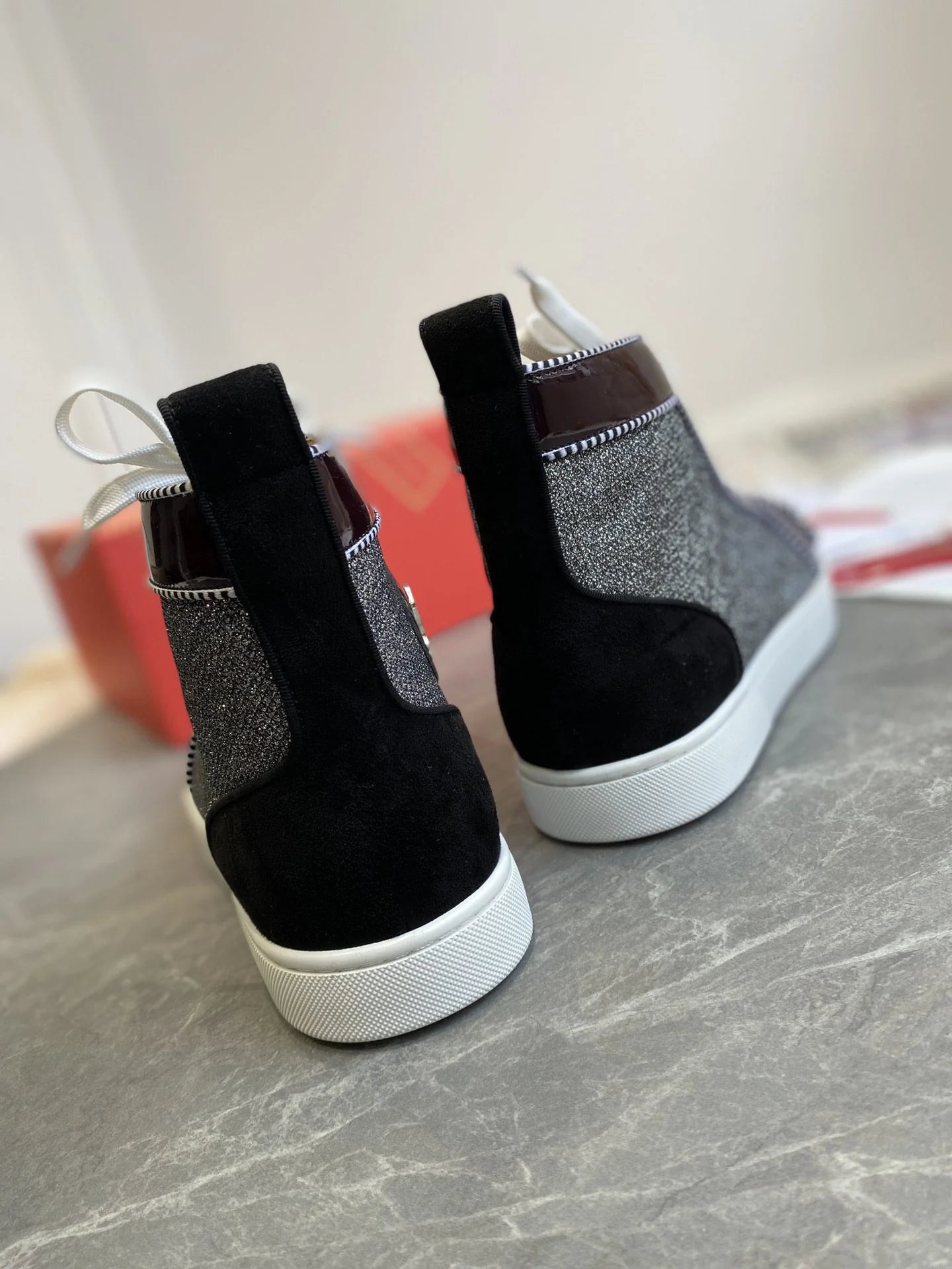 CL SNEAKER