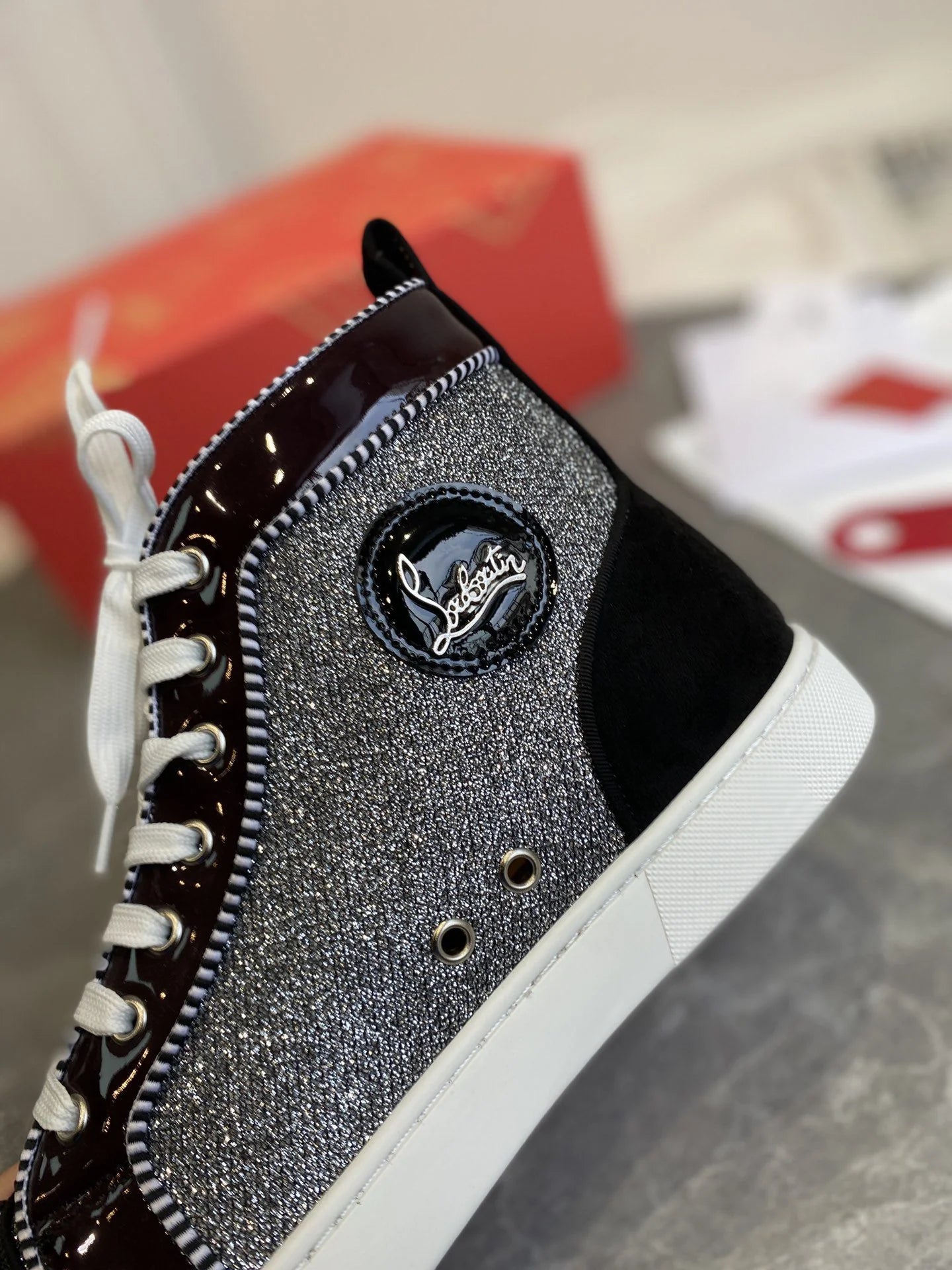 CL SNEAKER