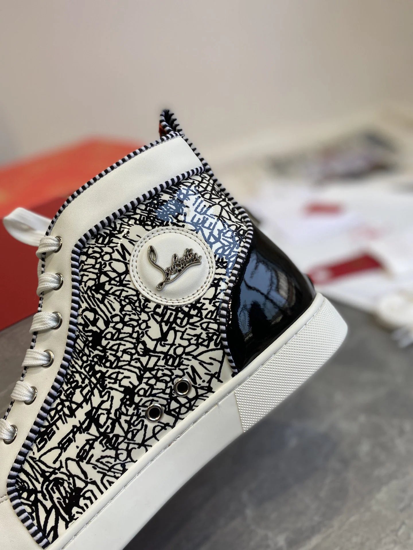 CL SNEAKER