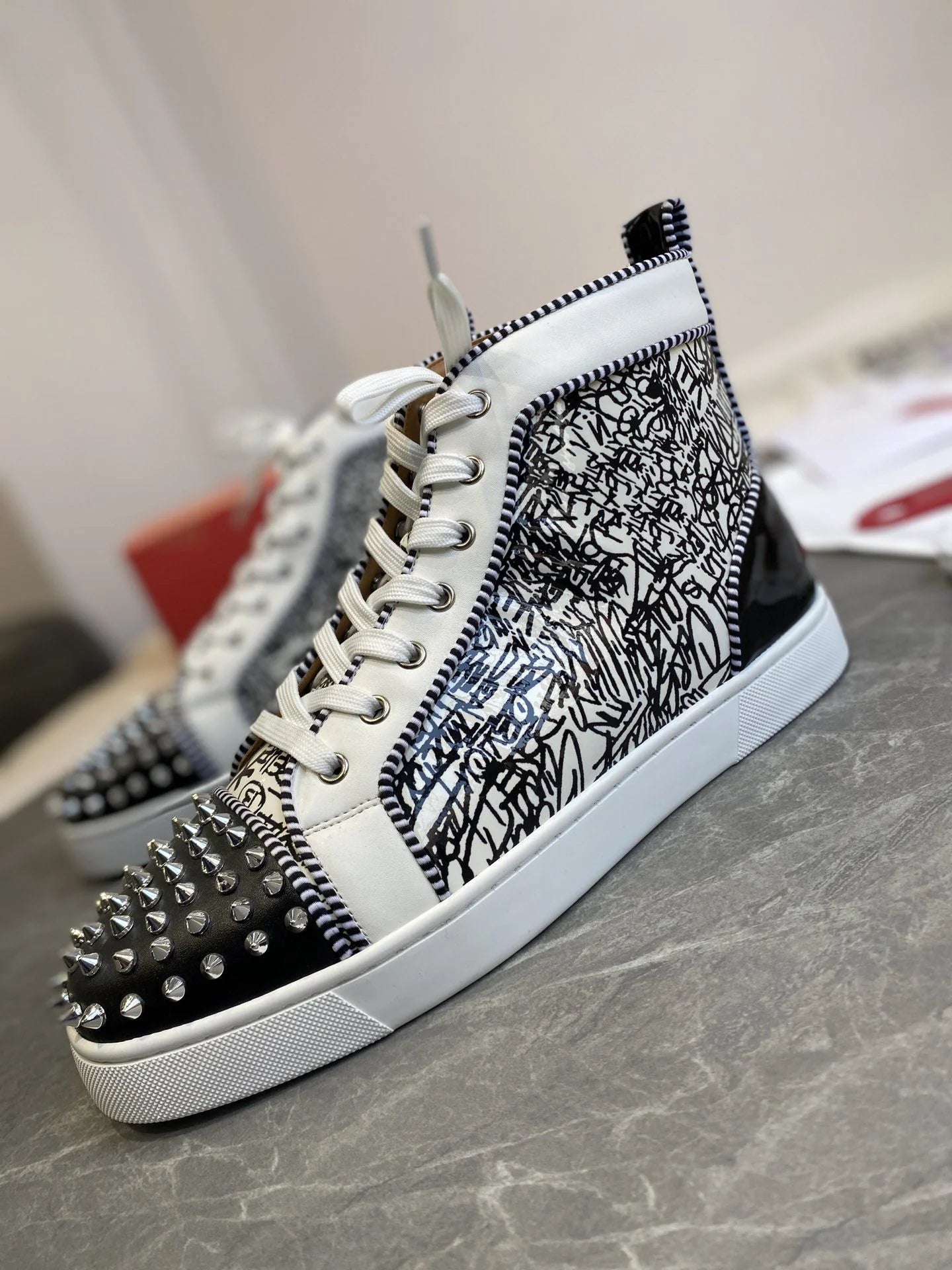 CL SNEAKER