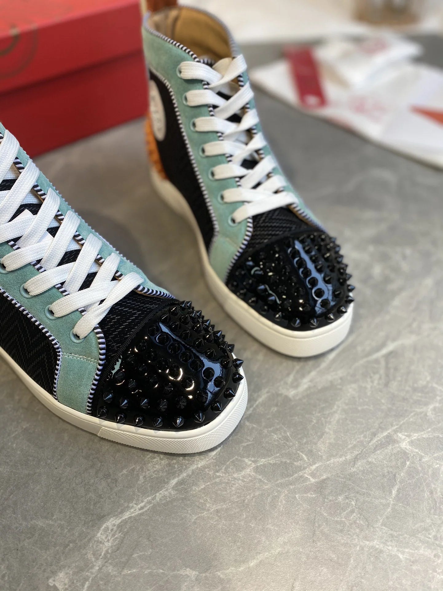 CL SNEAKER