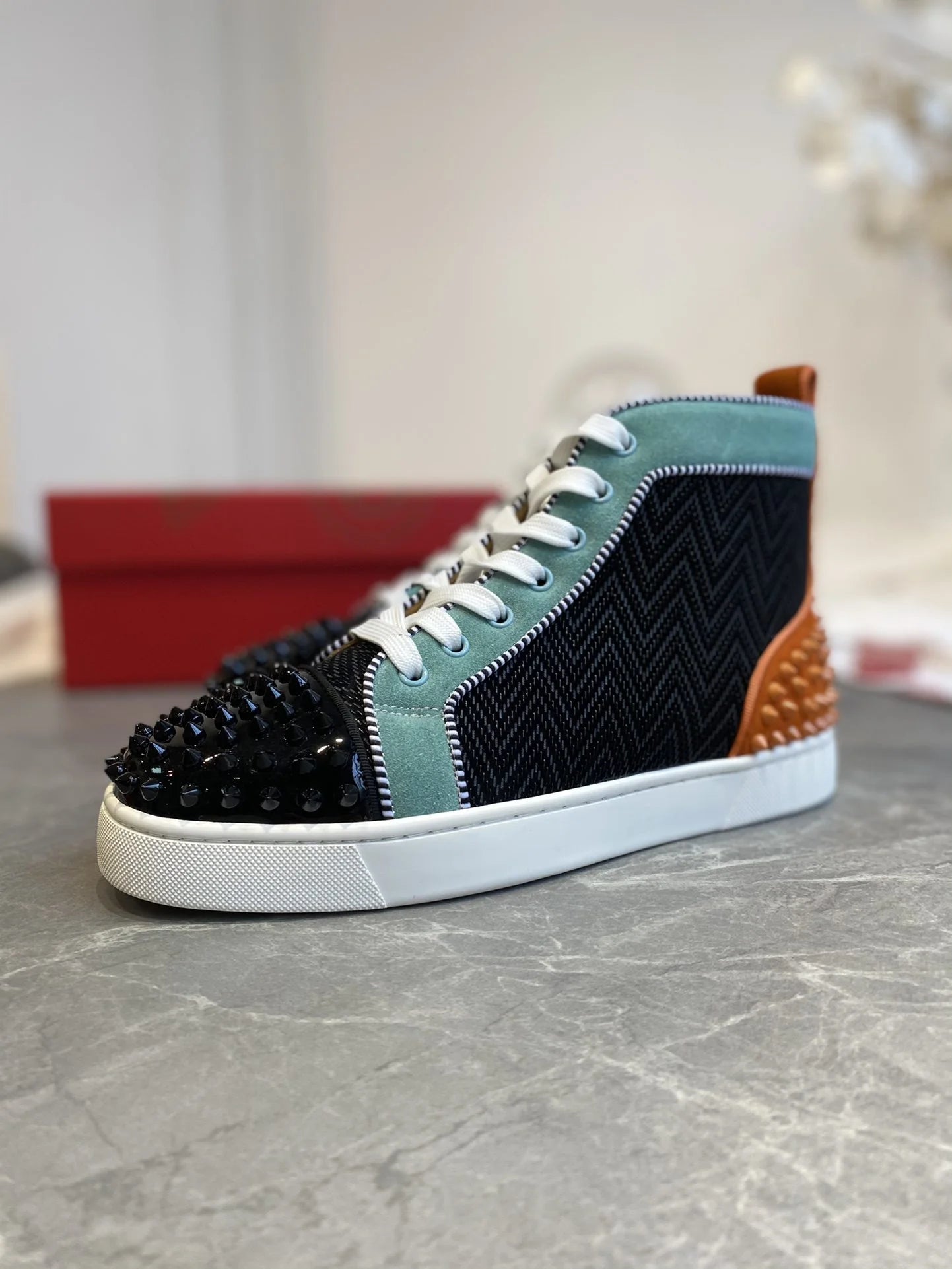 CL SNEAKER
