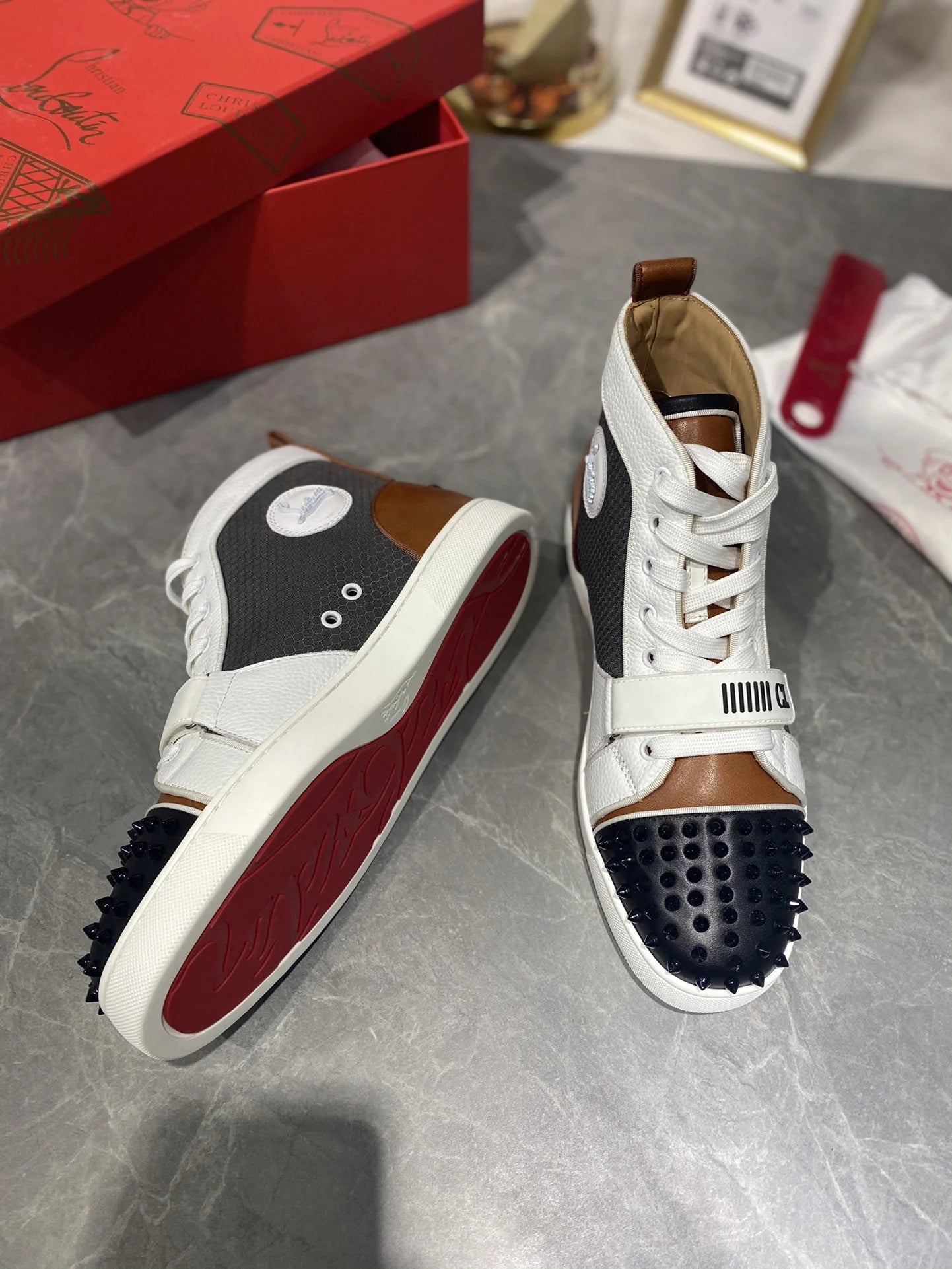 CL SNEAKER