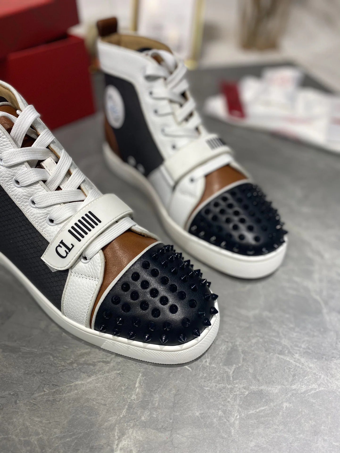 CL SNEAKER