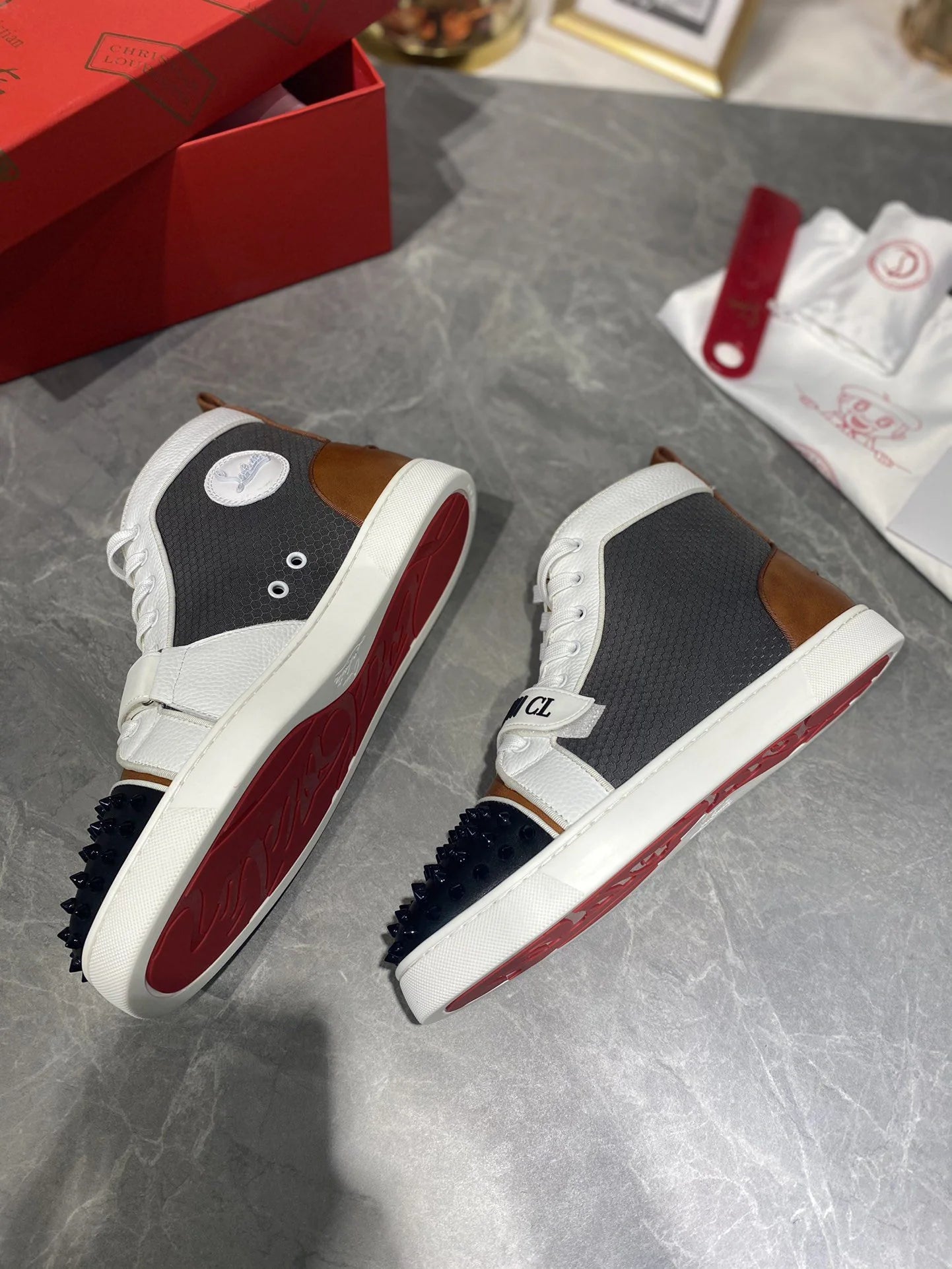 CL SNEAKER