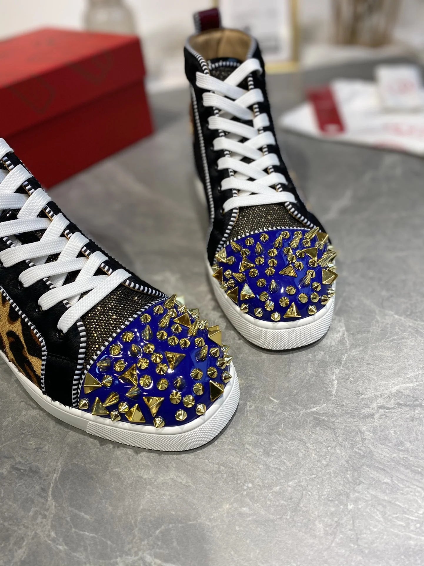 CL SNEAKER