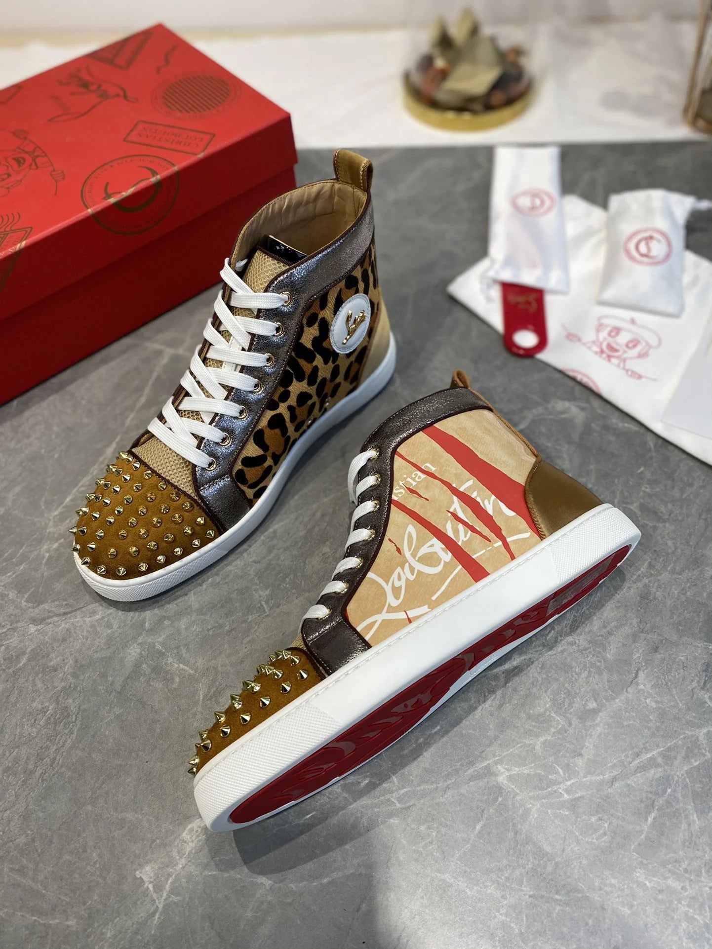 CL SNEAKER