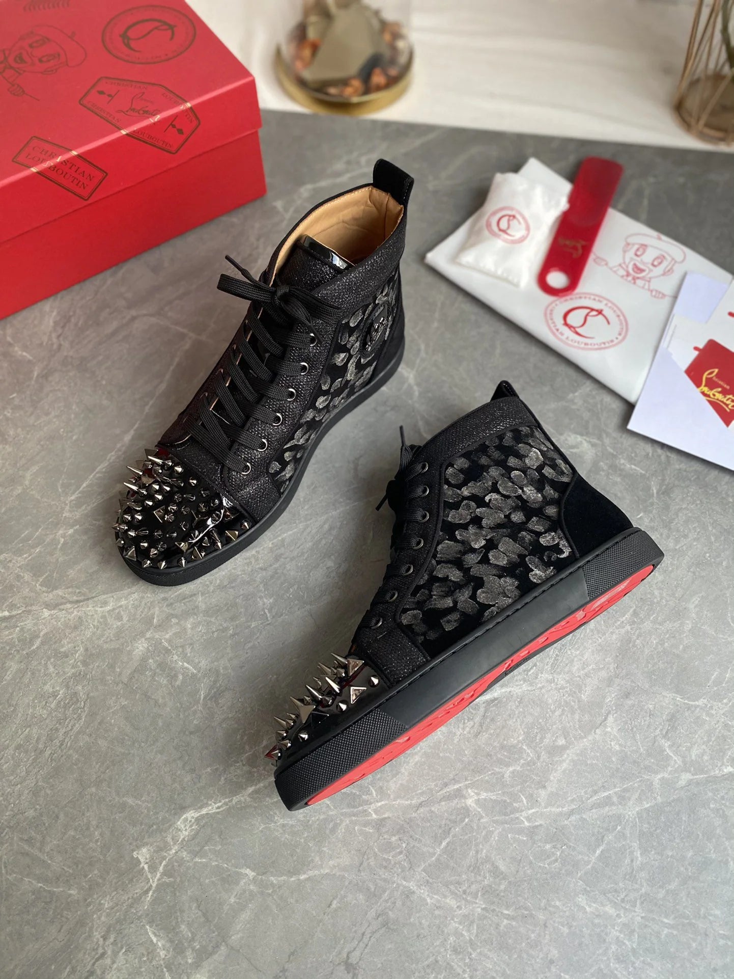 CL SNEAKER