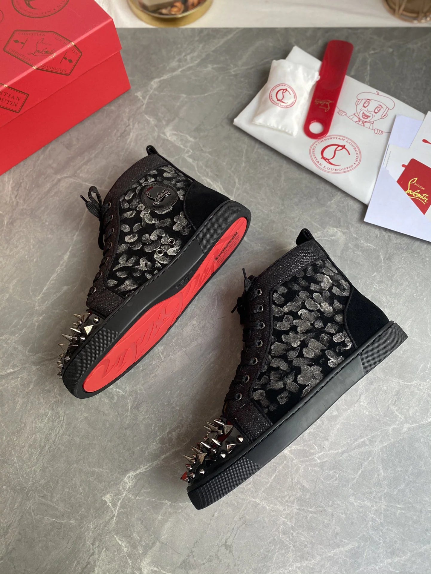 CL SNEAKER