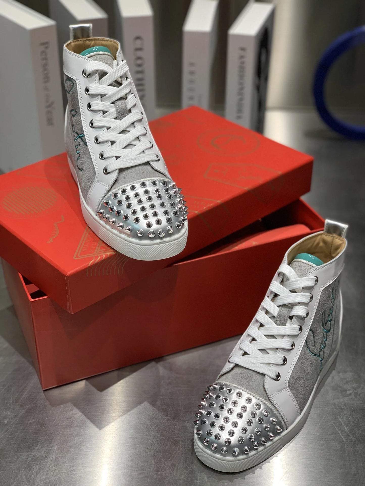 CL SNEAKER