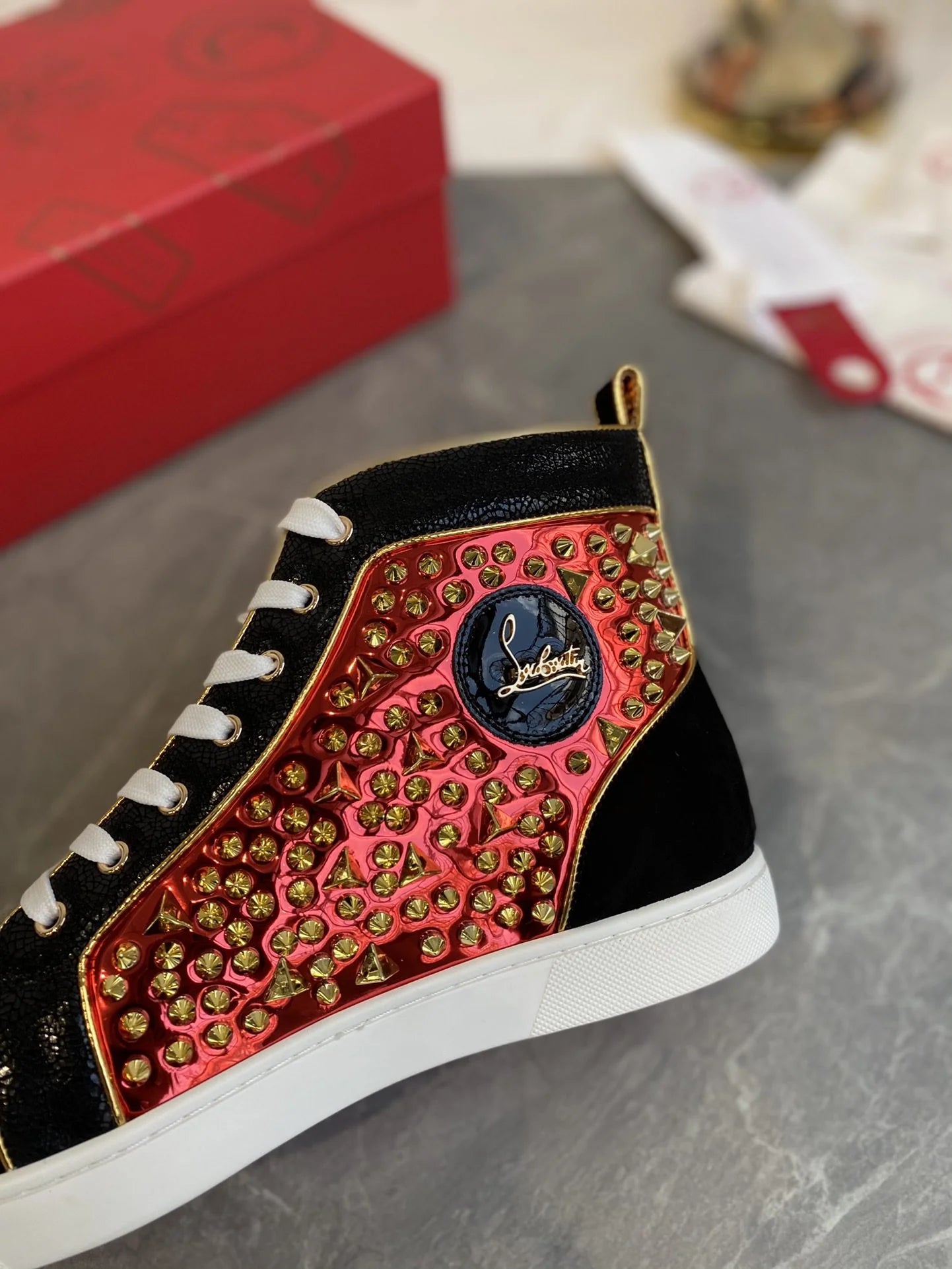 CL SNEAKER