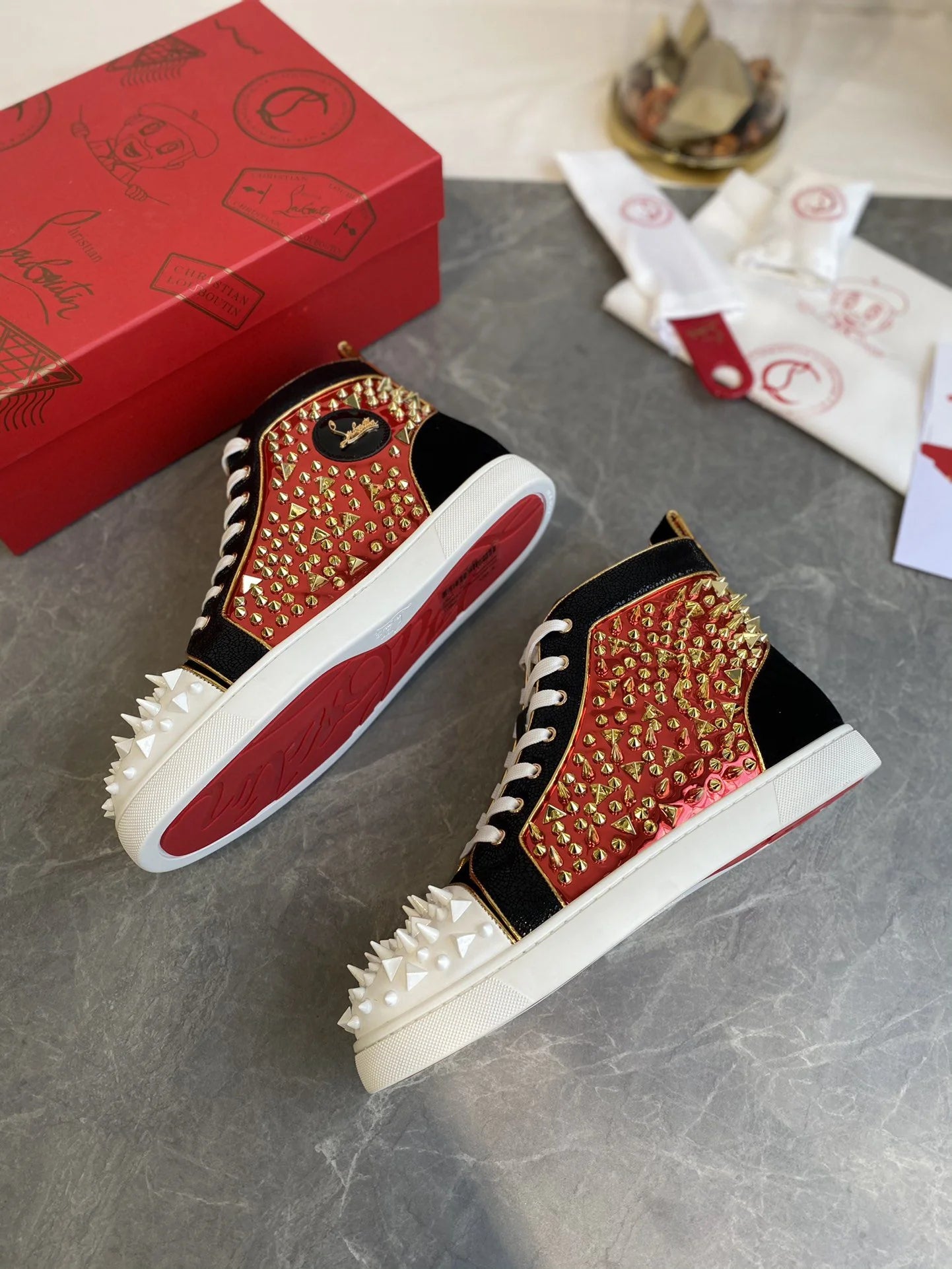 CL SNEAKER