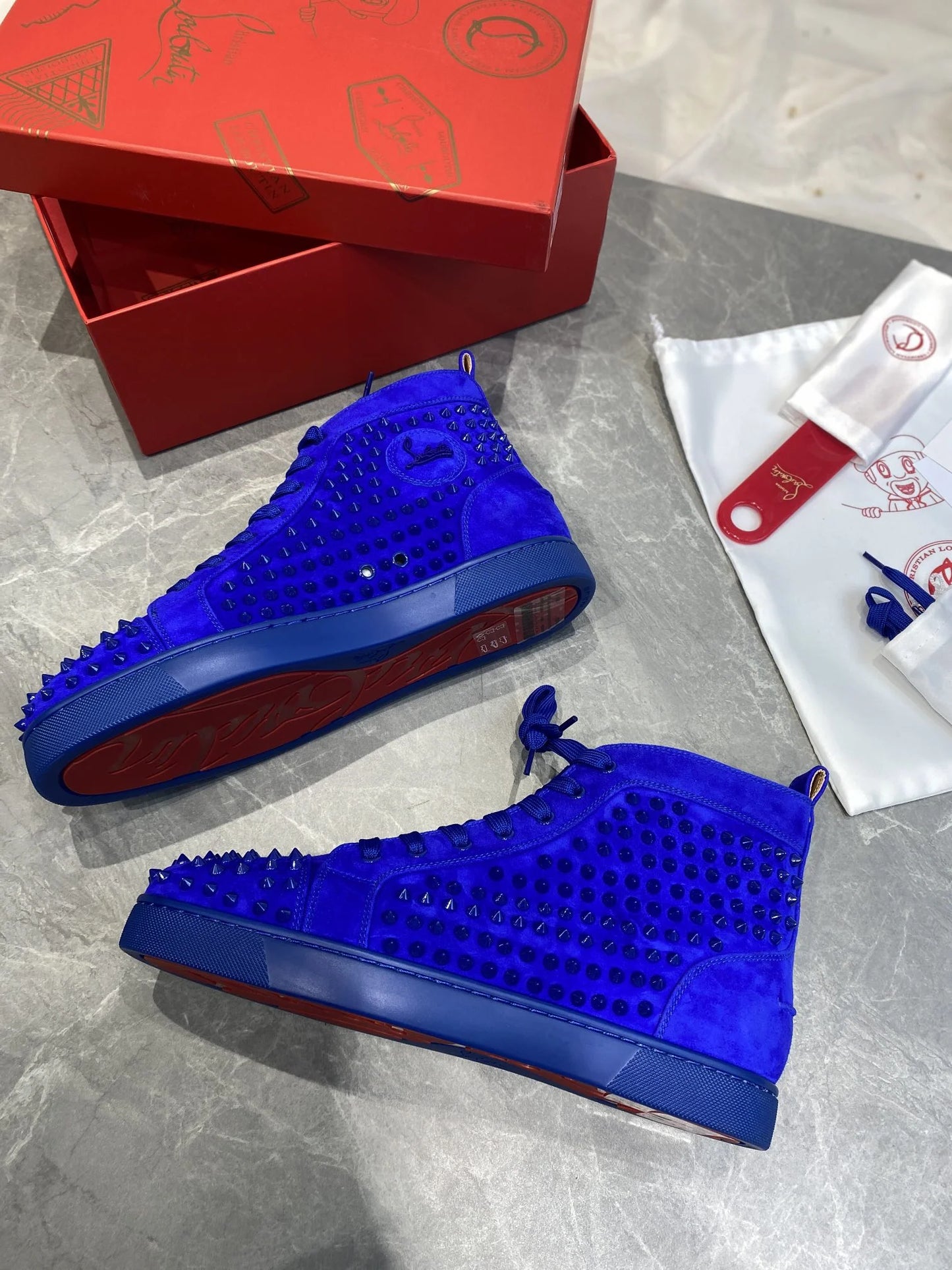 CL SNEAKER