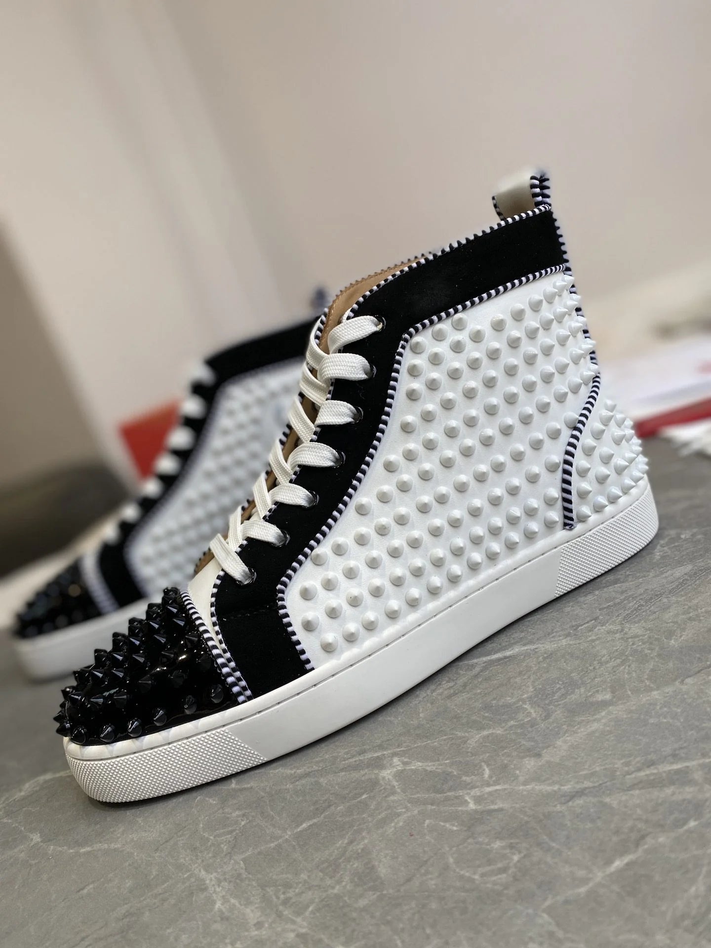 CL SNEAKER