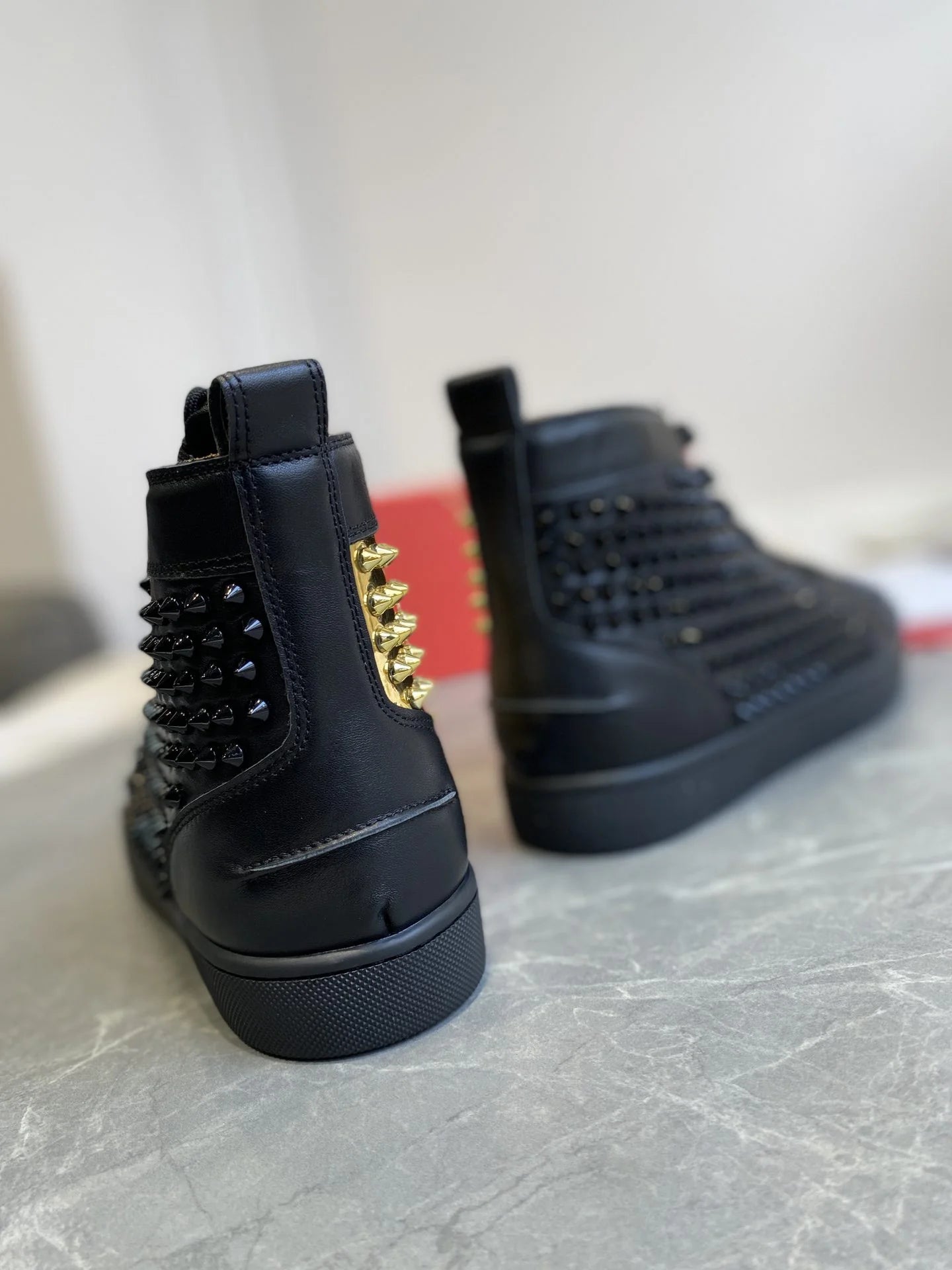 CL SNEAKER