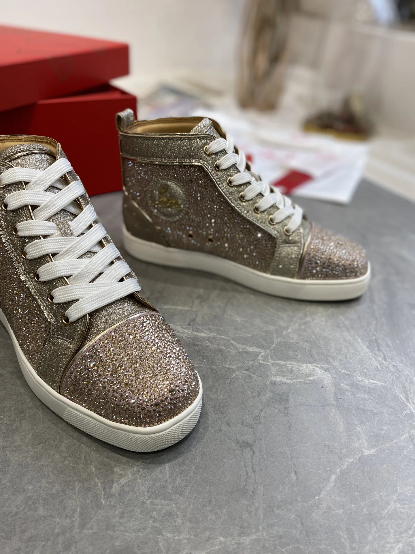 CL SNEAKER