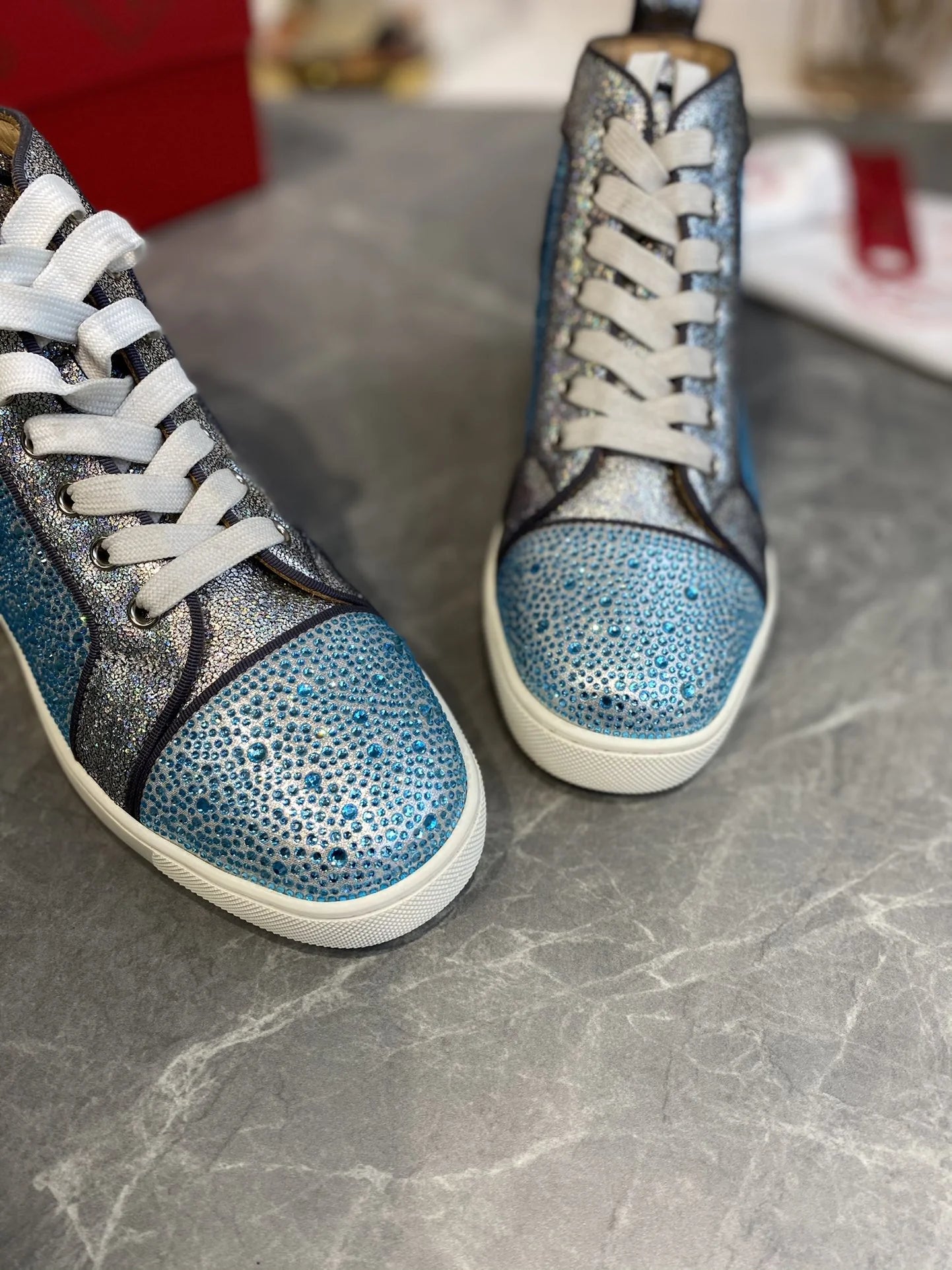CL SNEAKER