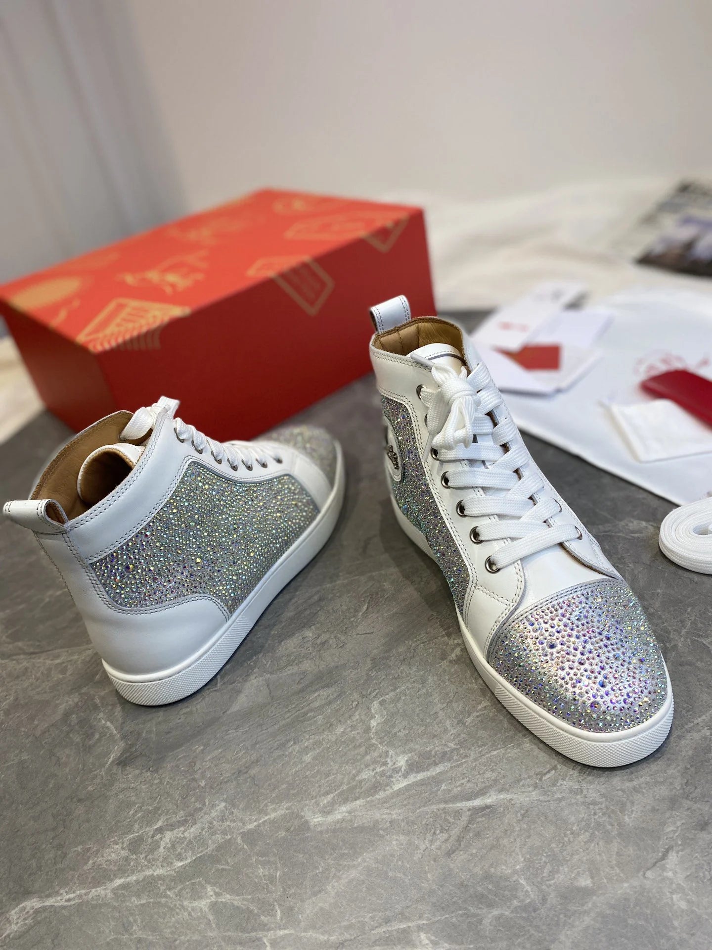 CL SNEAKER