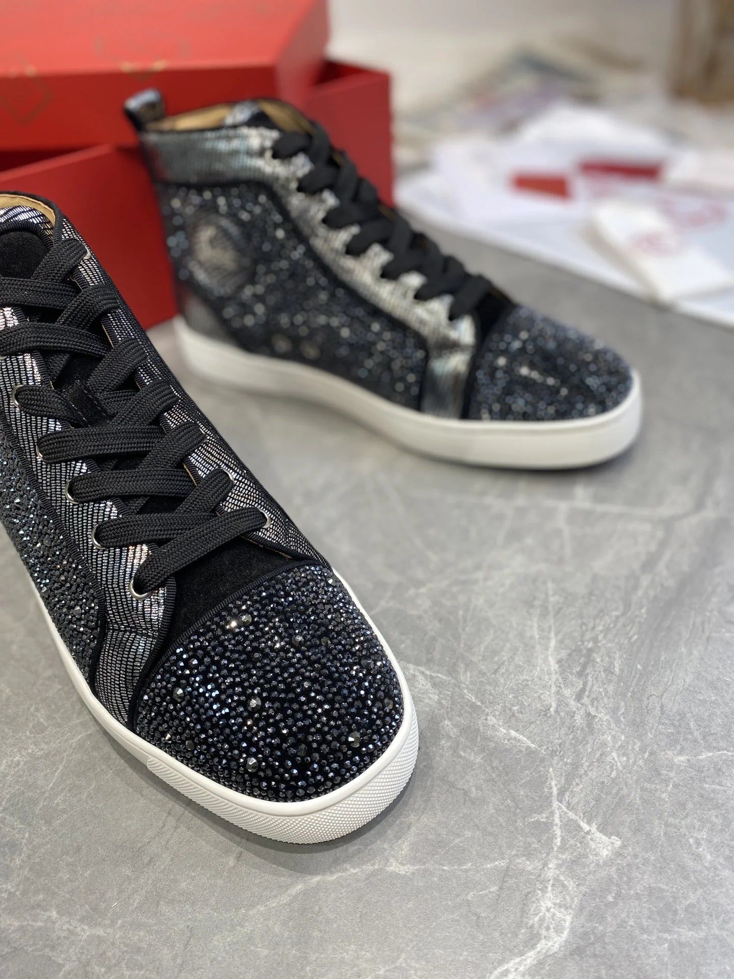 CL SNEAKER
