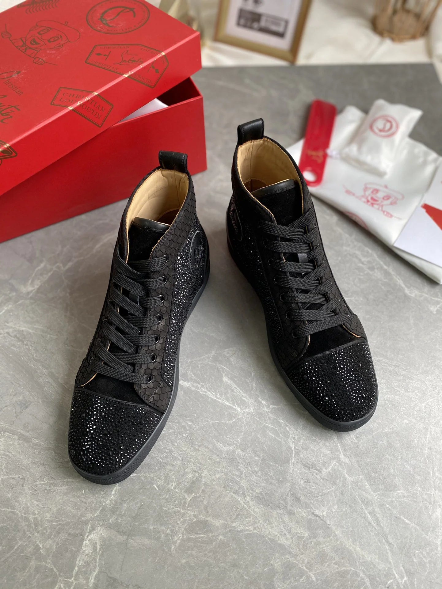 CL SNEAKER