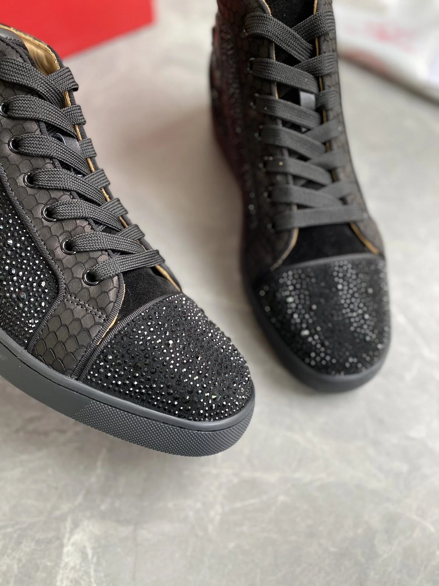 CL SNEAKER