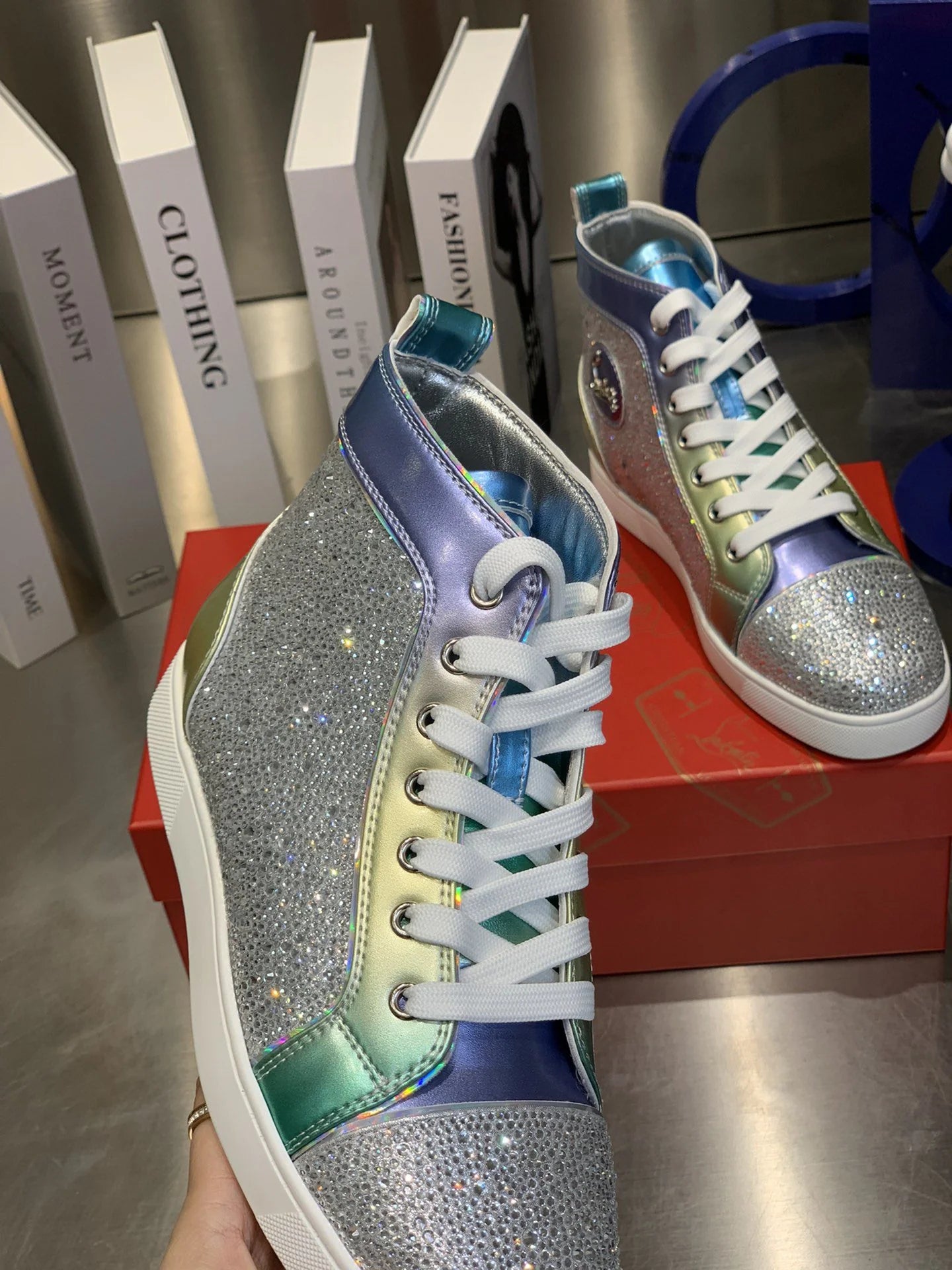 CL SNEAKER